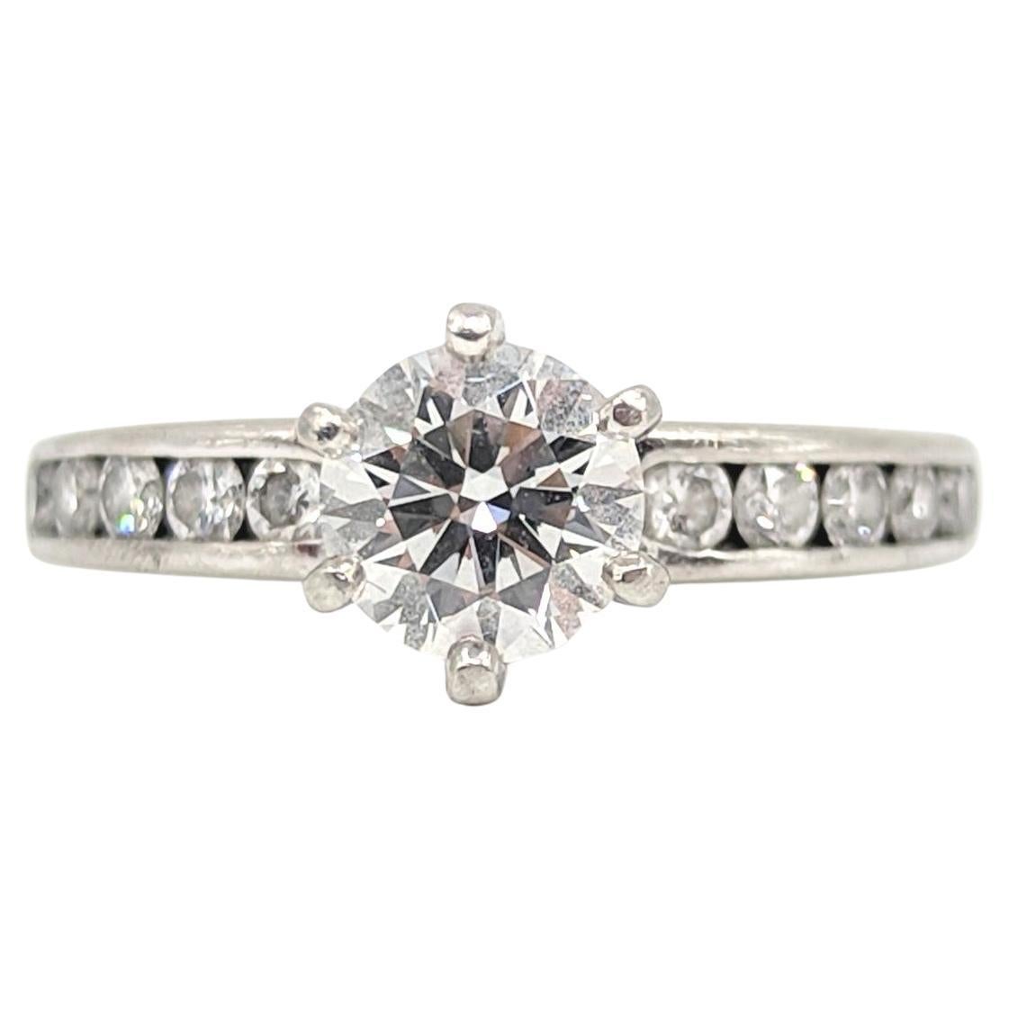Tiffany&Co. Classic Platinum Diamond Engagement Ring 0.85 Ct Solitaire 1.15 CTW For Sale