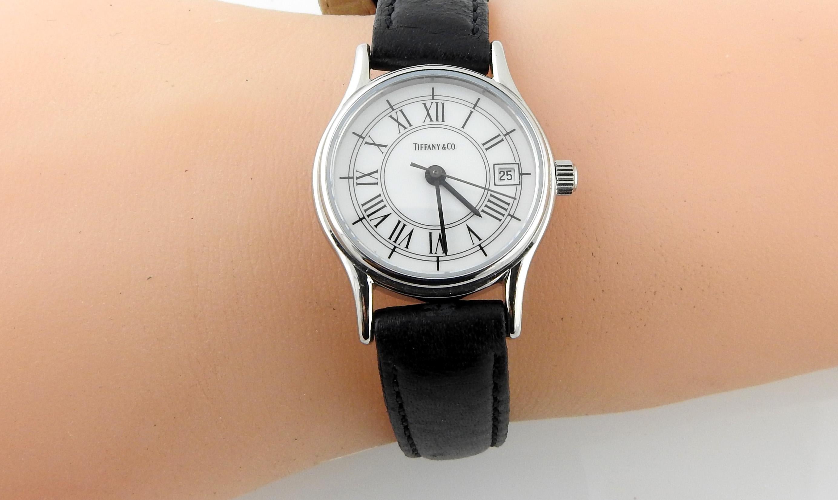 Tiffany & Co. Classic Ladies Round Roman Dial Watch Quartz Stainless 2