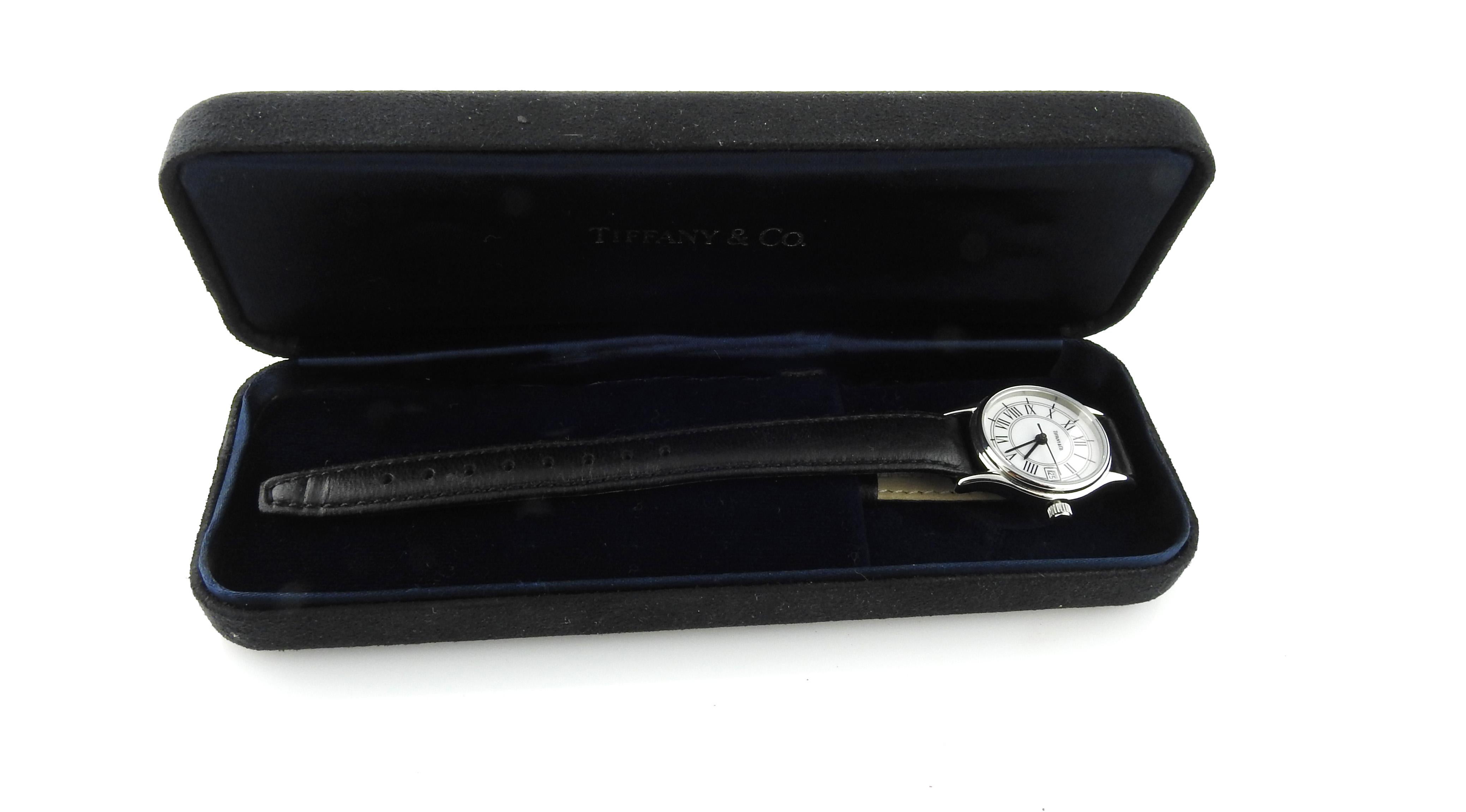 Tiffany & Co. Classic Ladies Round Roman Dial Watch Quartz Stainless 1
