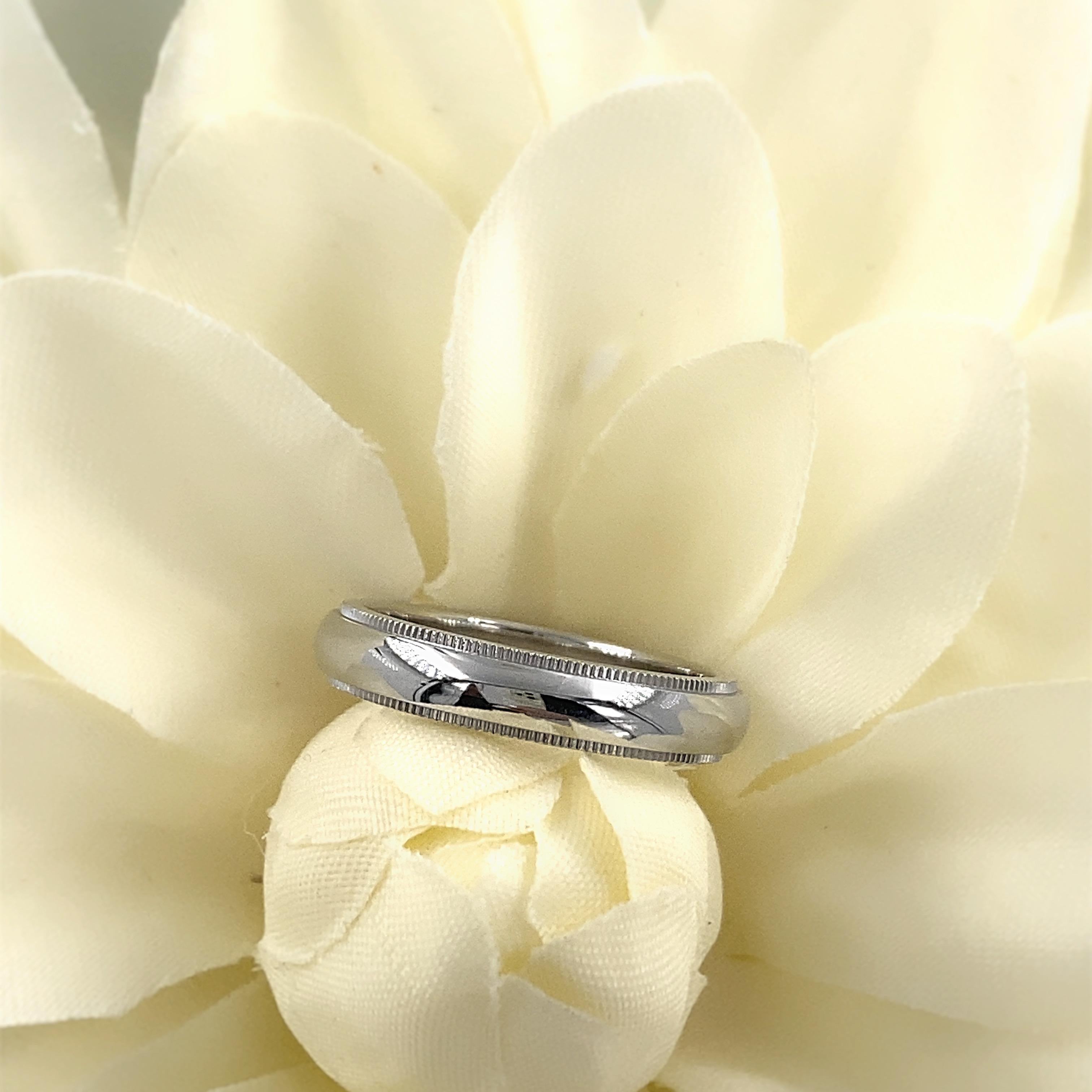 Tiffany & Co. Classic Milgrain Wedding Band Ring Platinum For Sale 1