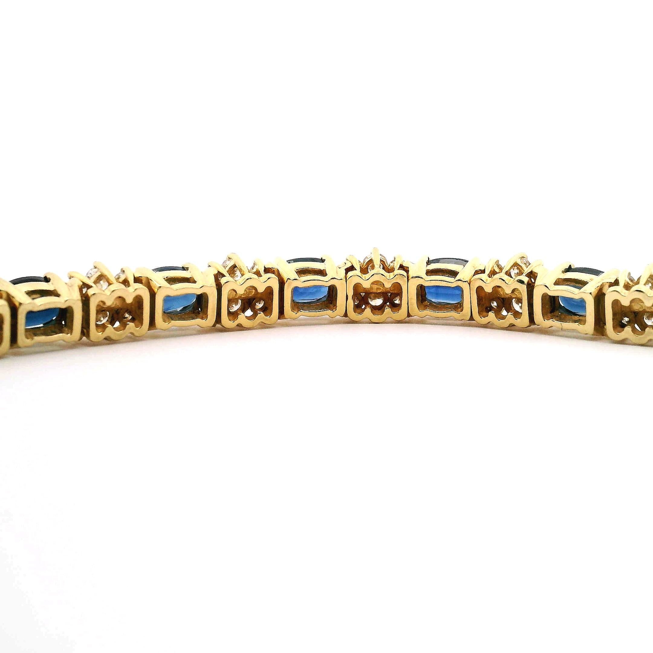 Tiffany & Co. Pulsera clásica de zafiro oval y diamantes en venta 2