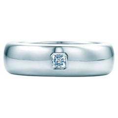 TIFFANY & Co. Klassisches Platin Lucida Diamant 6mm Ehering 12.5 Männer
