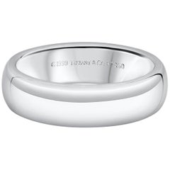 Used Tiffany 
Co. Classic Platinum Men
s Wedding Band