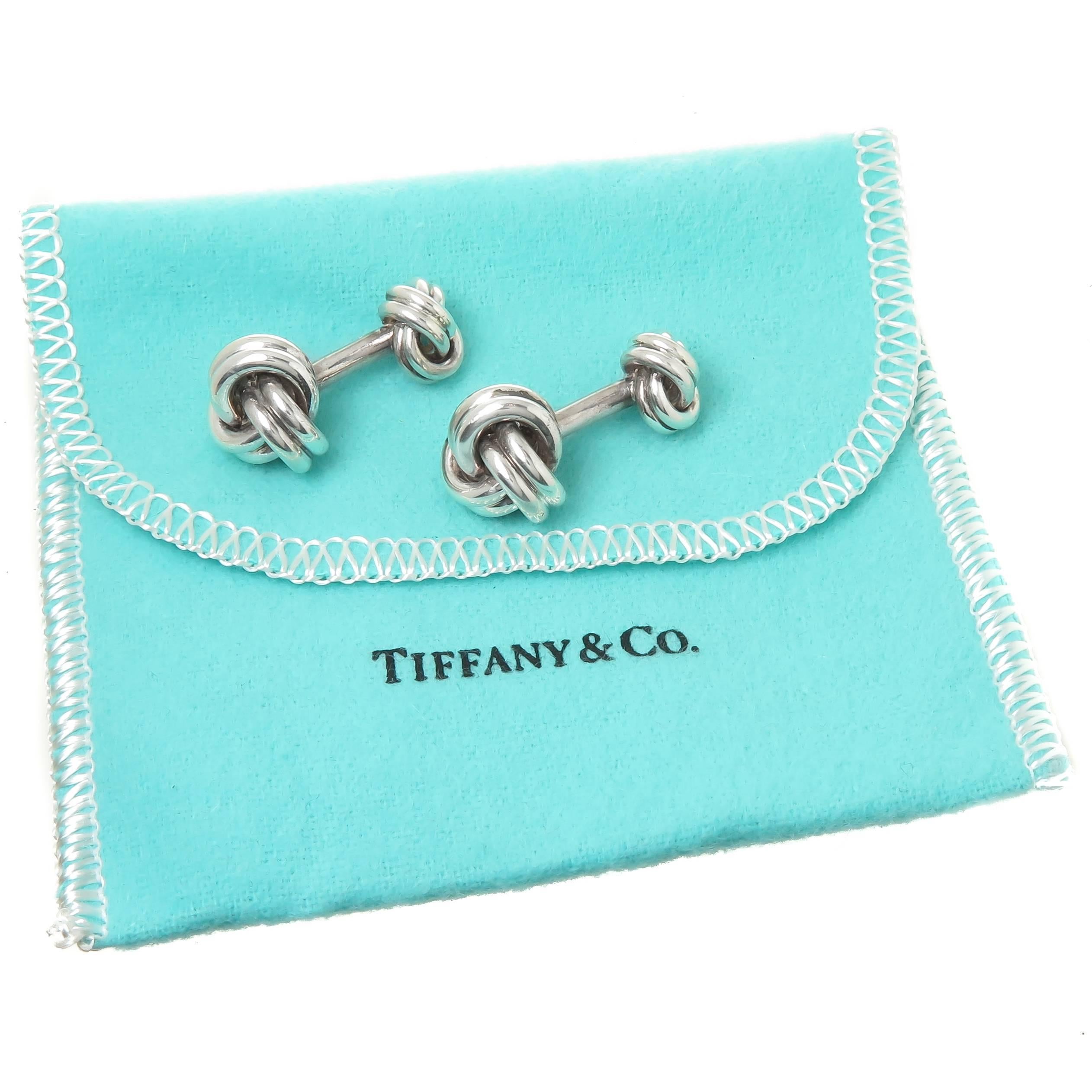 Tiffany & Co. Klassische Manschettenknöpfe mit Doppelknoten aus Sterling Herren
