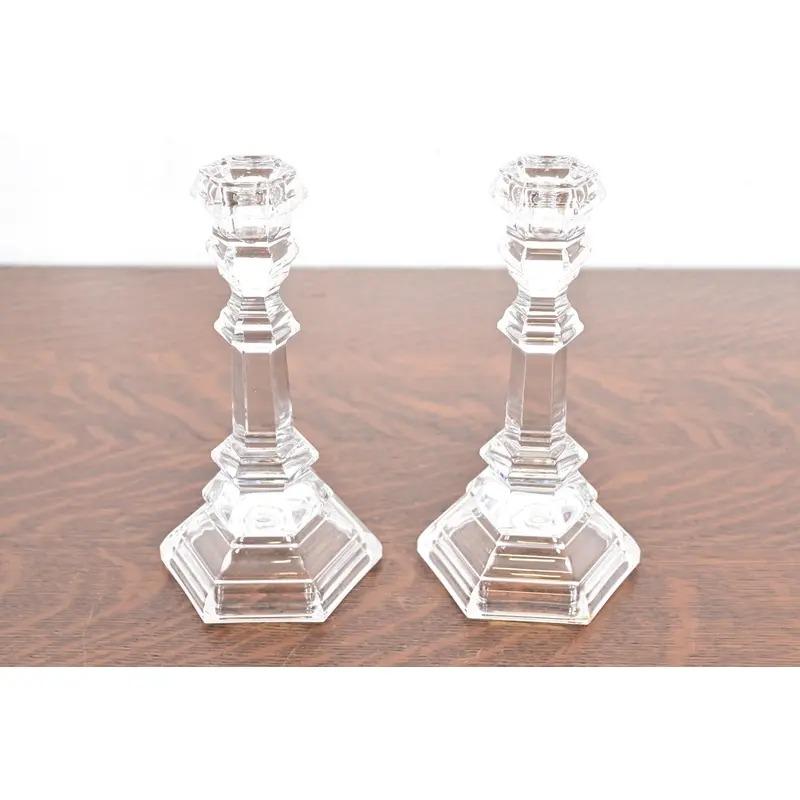 Moderno Tiffany & Co. Candelieri in cristallo trasparente, coppia in vendita