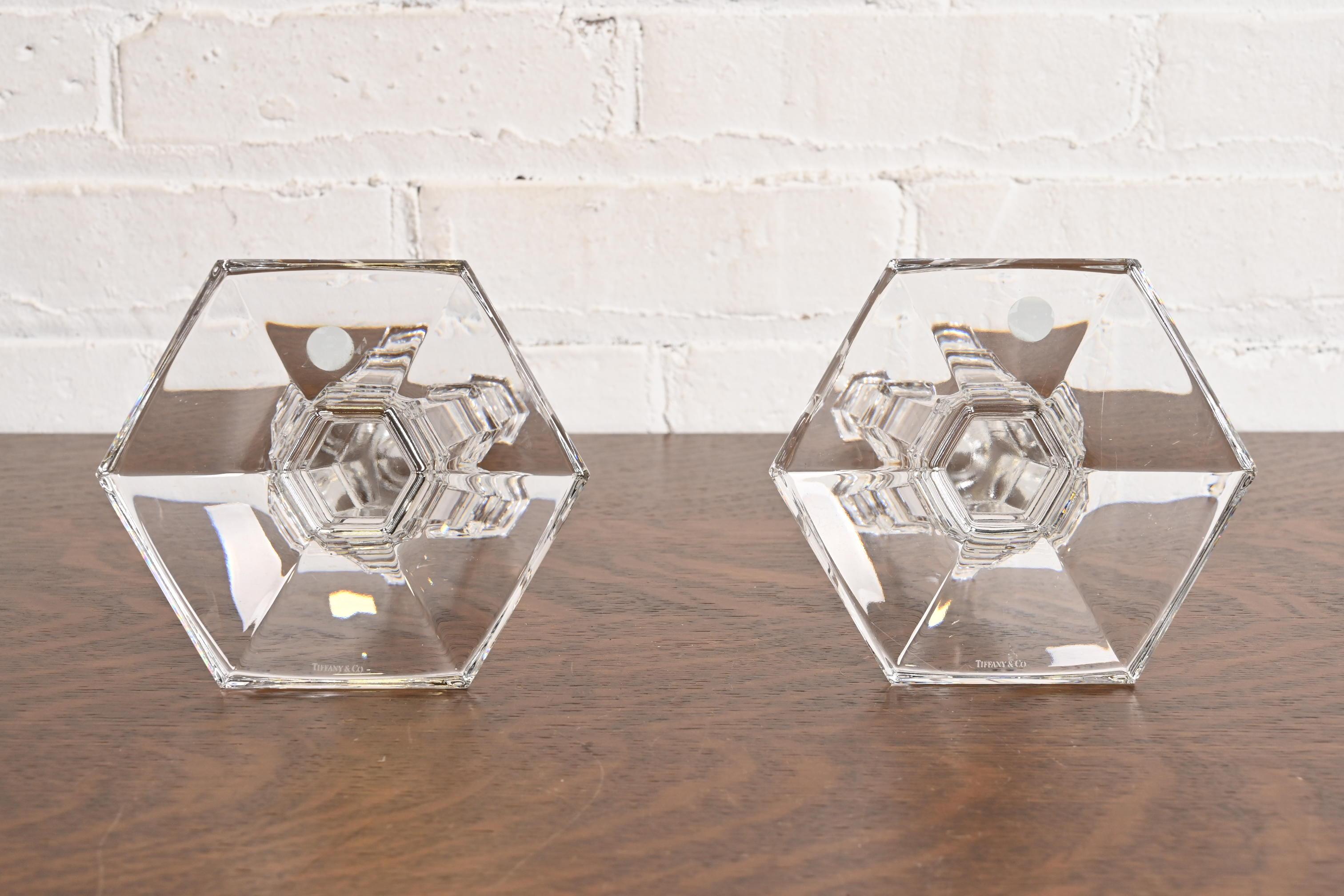 Tiffany & Co. Candelabros de cristal transparente, Pareja Cristal en venta