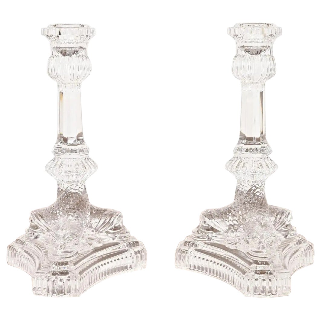Tiffany & Co. Paire de chandeliers en cristal transparent à motif de dragon