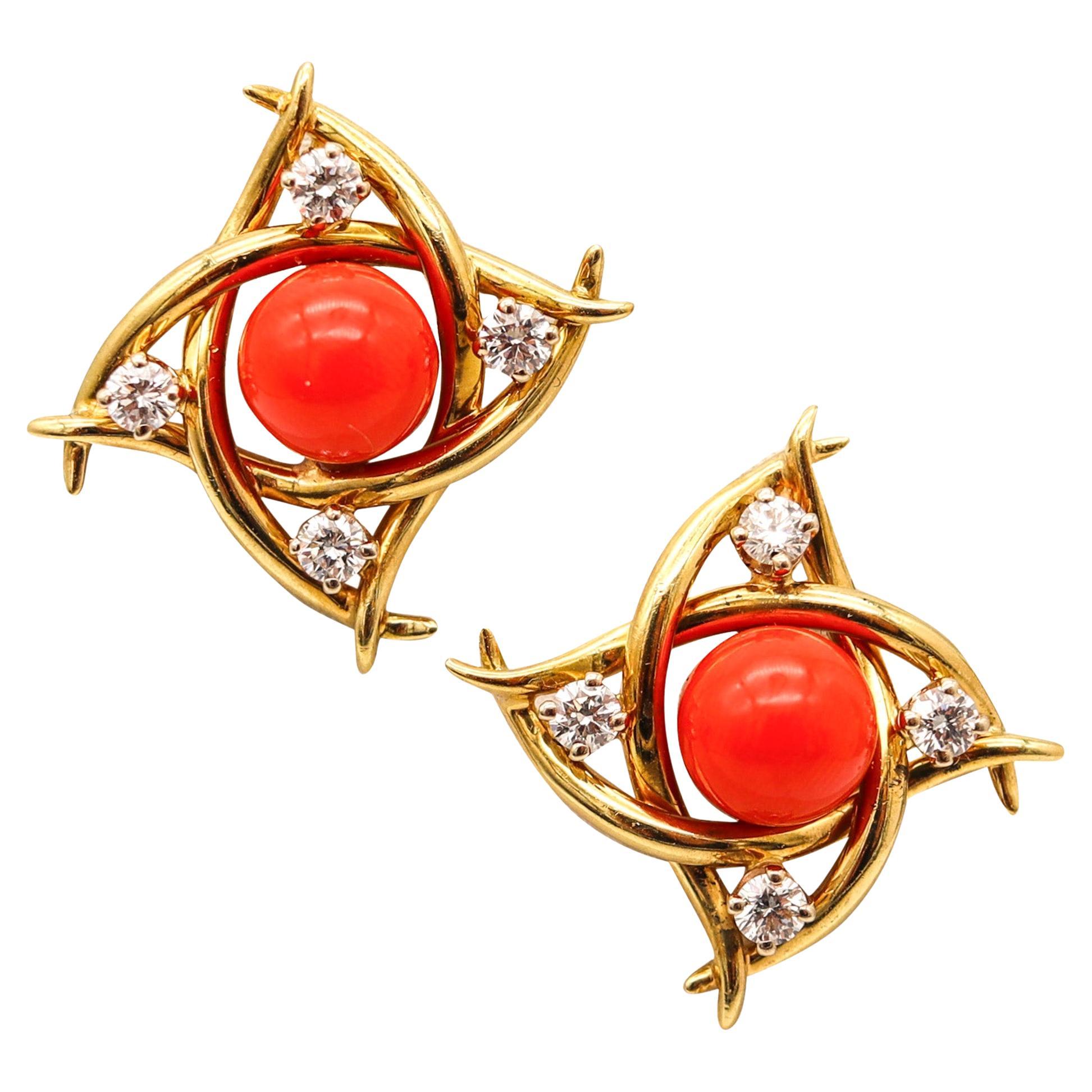 TIFFANY & CO. Clips Ohrringe in 18Kt Gold mit 7,48 Ctw in Diamanten und Korallen