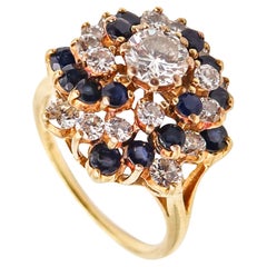 Tiffany & Co. Cluster-Ring in 18Kt Gold mit 2,58 Ctw in Diamanten und Saphiren
