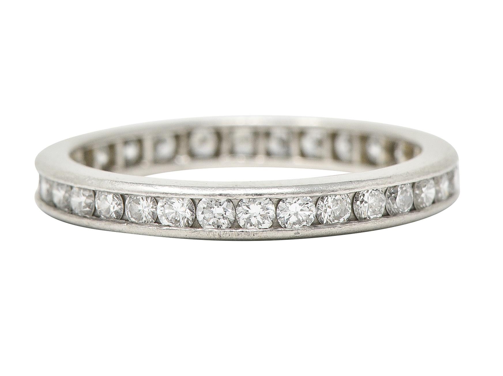 Zeitgenössischer Eternity-Ring aus Platin mit 0,90 Karat Diamanten von Tiffany & Co im Zustand „Hervorragend“ im Angebot in Philadelphia, PA