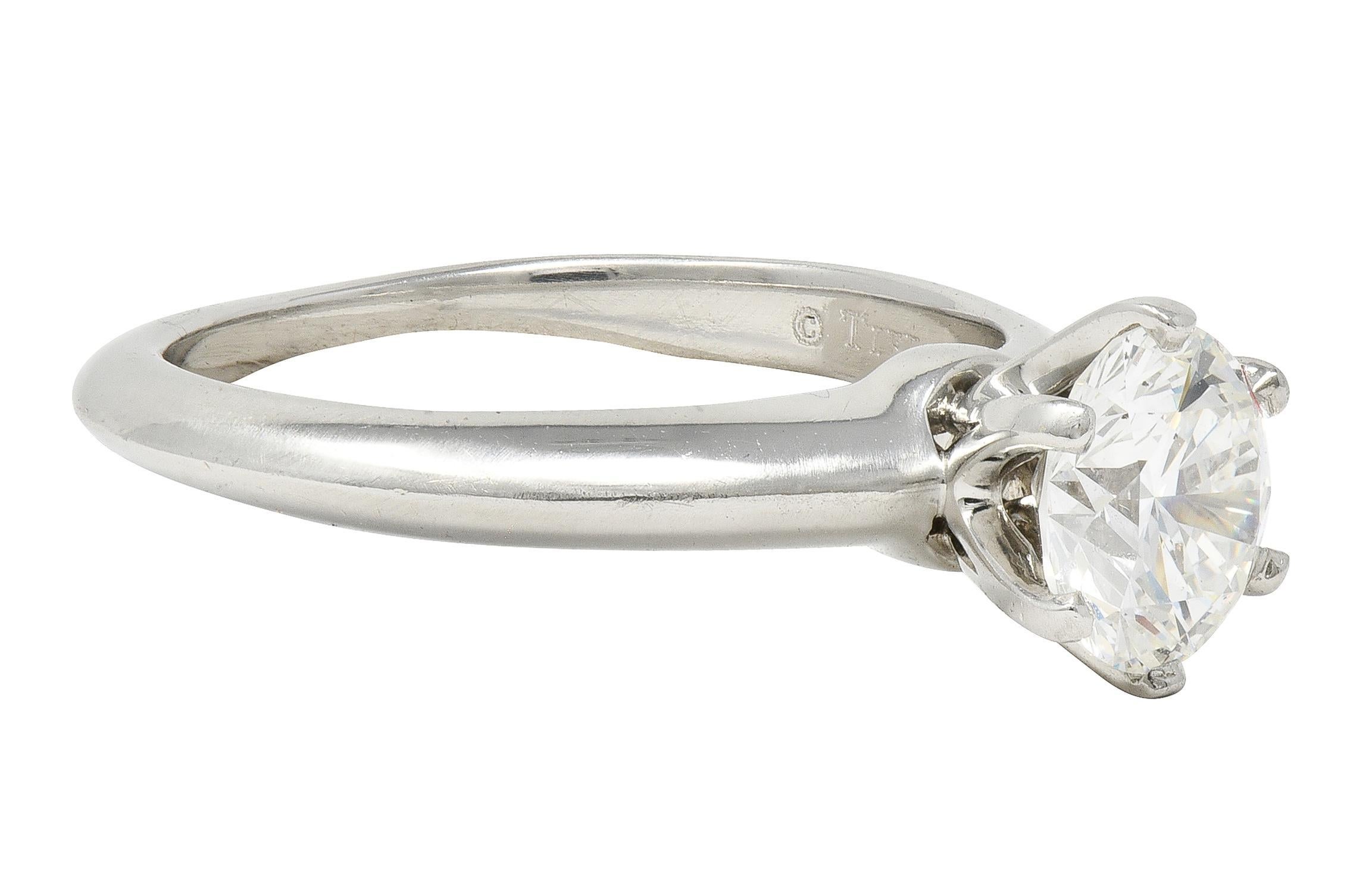 Tiffany & Co. Zeitgenössischer Solitär-Verlobungsring aus Platin mit 1,13 Karat Diamant (Brillantschliff) im Angebot