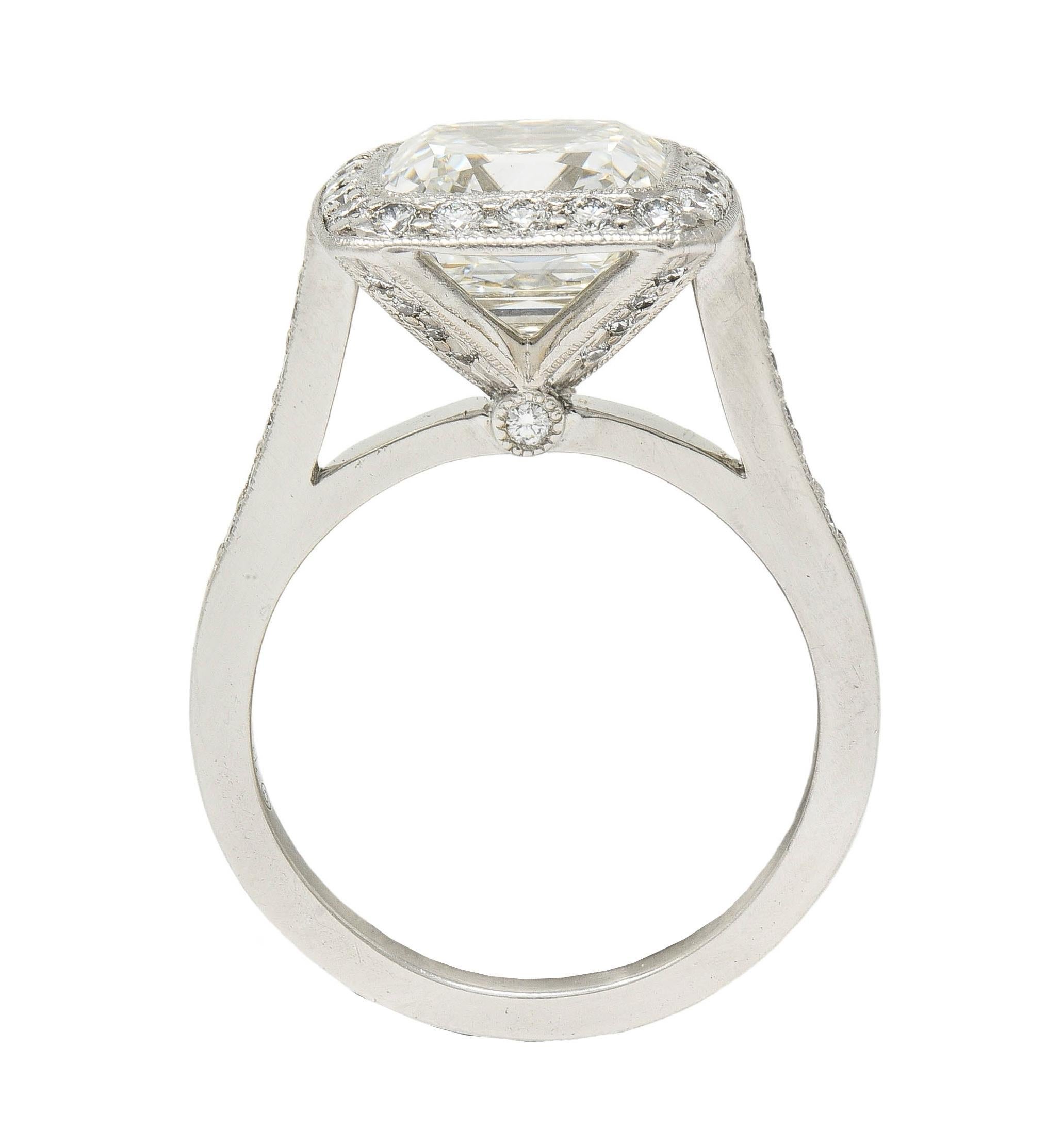 Tiffany & Co. Anillo de compromiso contemporáneo de platino con diamantes Legacy de 3,96 qt GIA en venta 8
