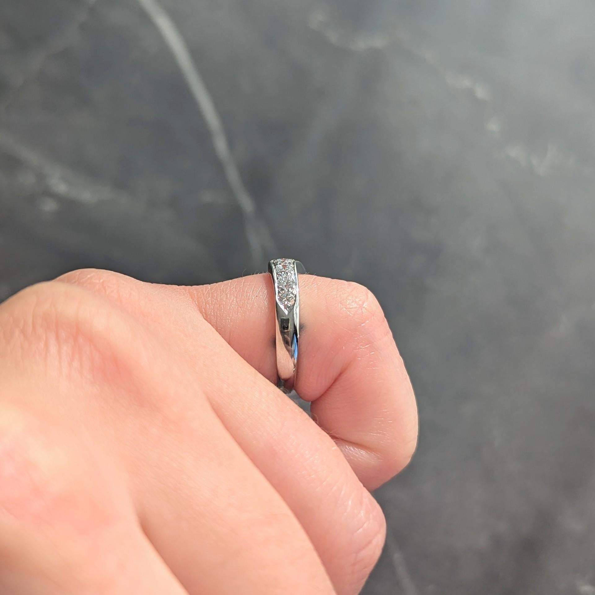 Tiffany & Co. Bague en V contemporaine en platine avec diamants et chevrons en vente 5