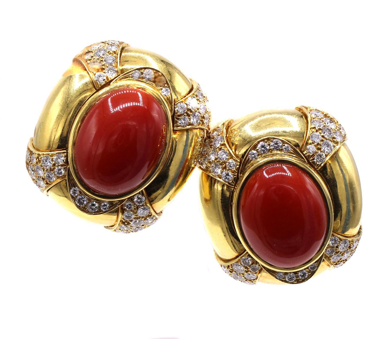 Tiffany & Co Convertible Ruby Amethyst Coral Diamond Yellow Gold Ear Clips In Excellent Condition For Sale In New York, NY
