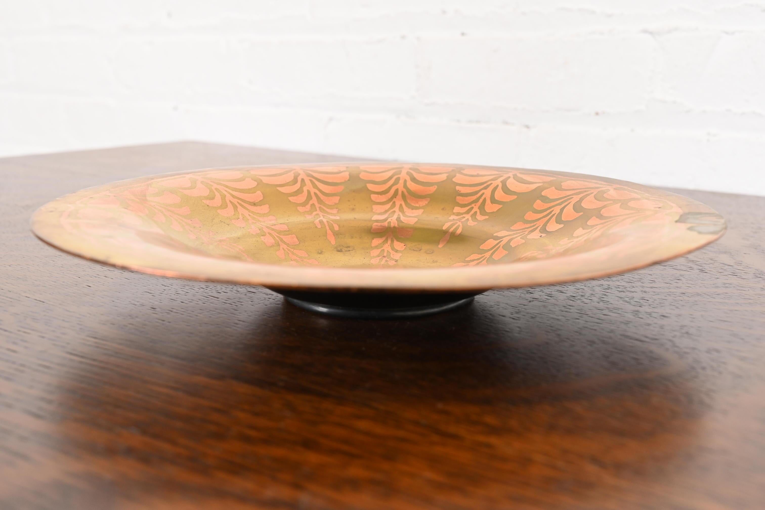 Arts and Crafts Tiffany & Co. Copper on Gilt Bronze Decorative Shallow Bowl, Circa 1900 For Sale