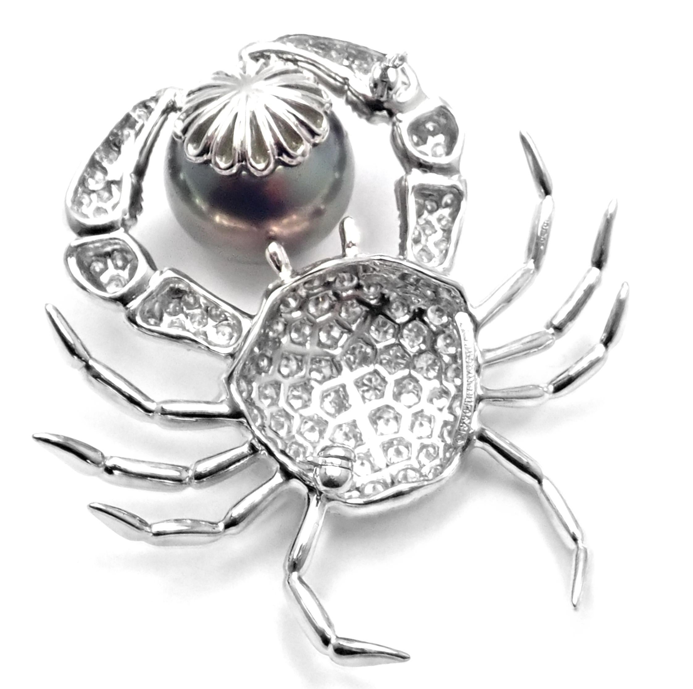 Taille brillant Tiffany & Co. Broche en platine avec perle de Tahiti crabe et diamants de 2,70 carats en vente