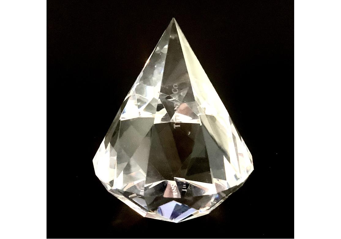 Tiffany & Co Crystal Art Glass Modern Faceted Diamond Paperweight Sculpture For Sale 9