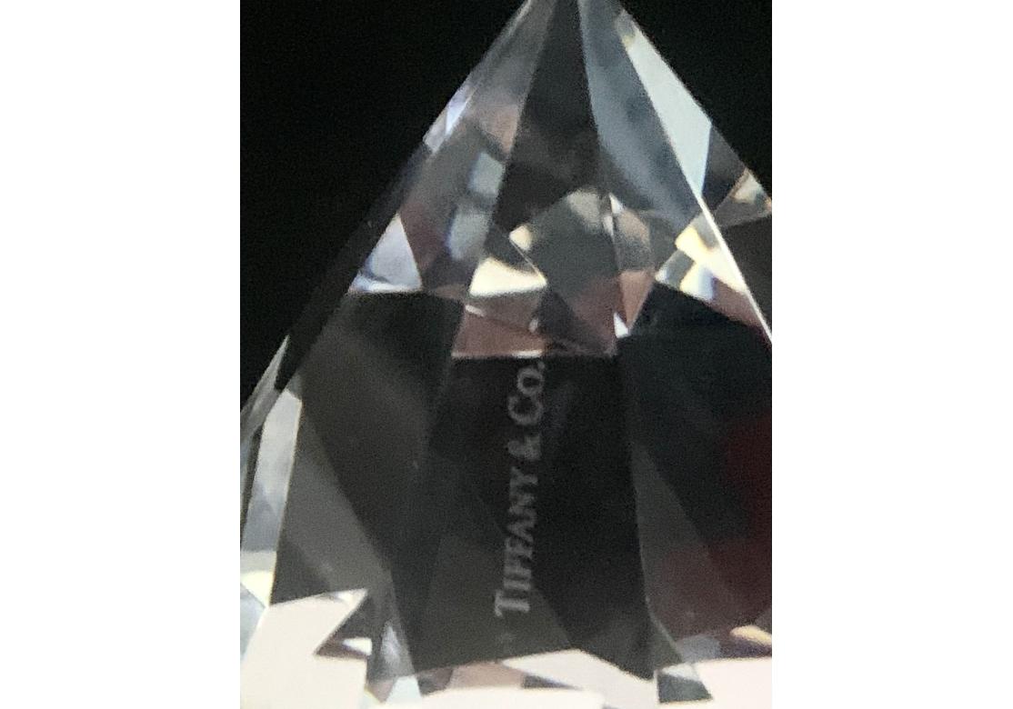 Tiffany & Co Crystal Art Glass Modern Faceted Diamond Paperweight Sculpture For Sale 10