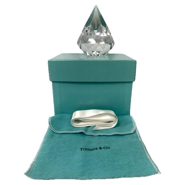 Tiffany & Co Crystal Art Glass Modern Faceted Diamond Paperweight Sculpture For Sale