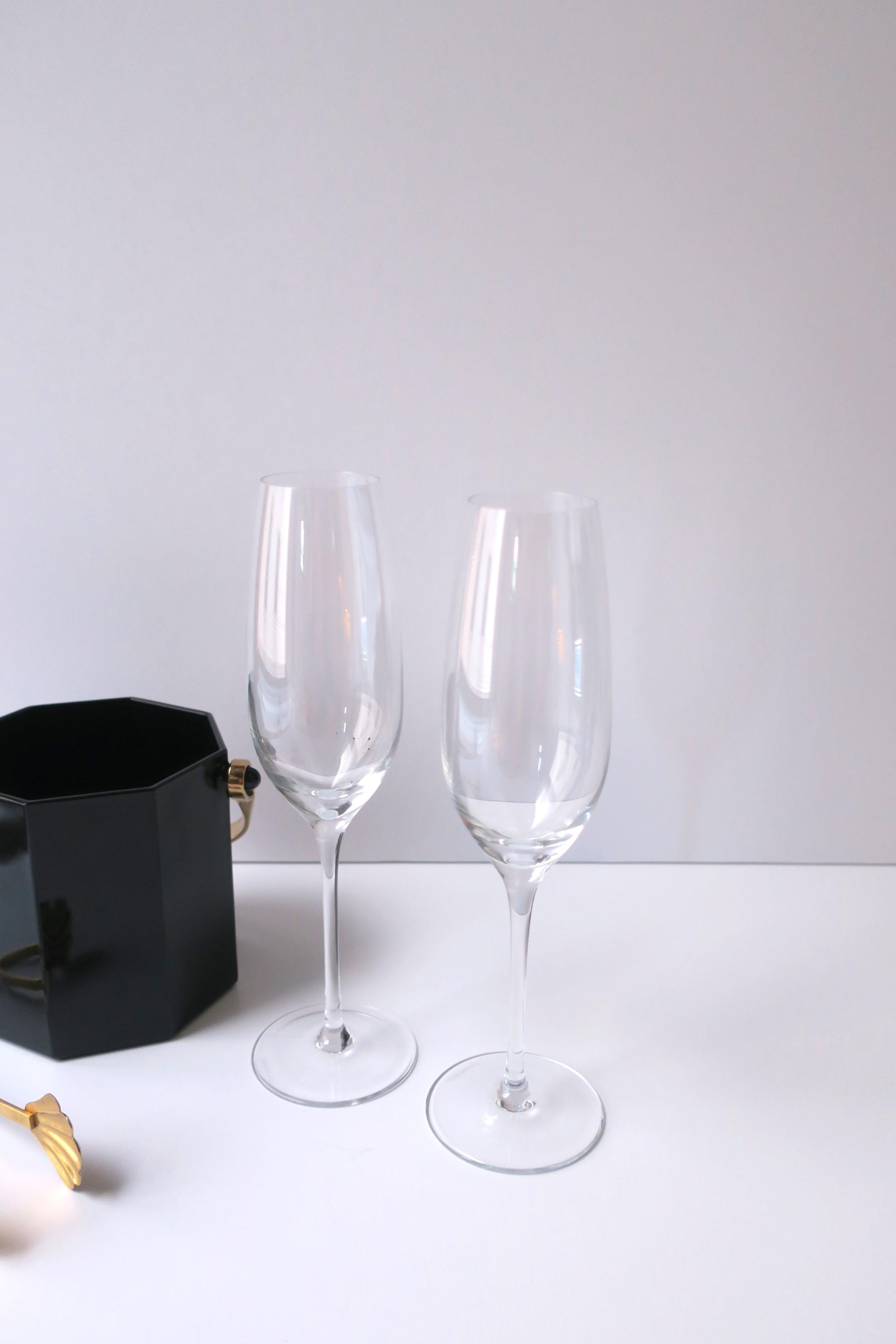 Kristall-Champagner-Gläser mit Flöten von Tiffany & Co., Paar im Zustand „Gut“ im Angebot in New York, NY