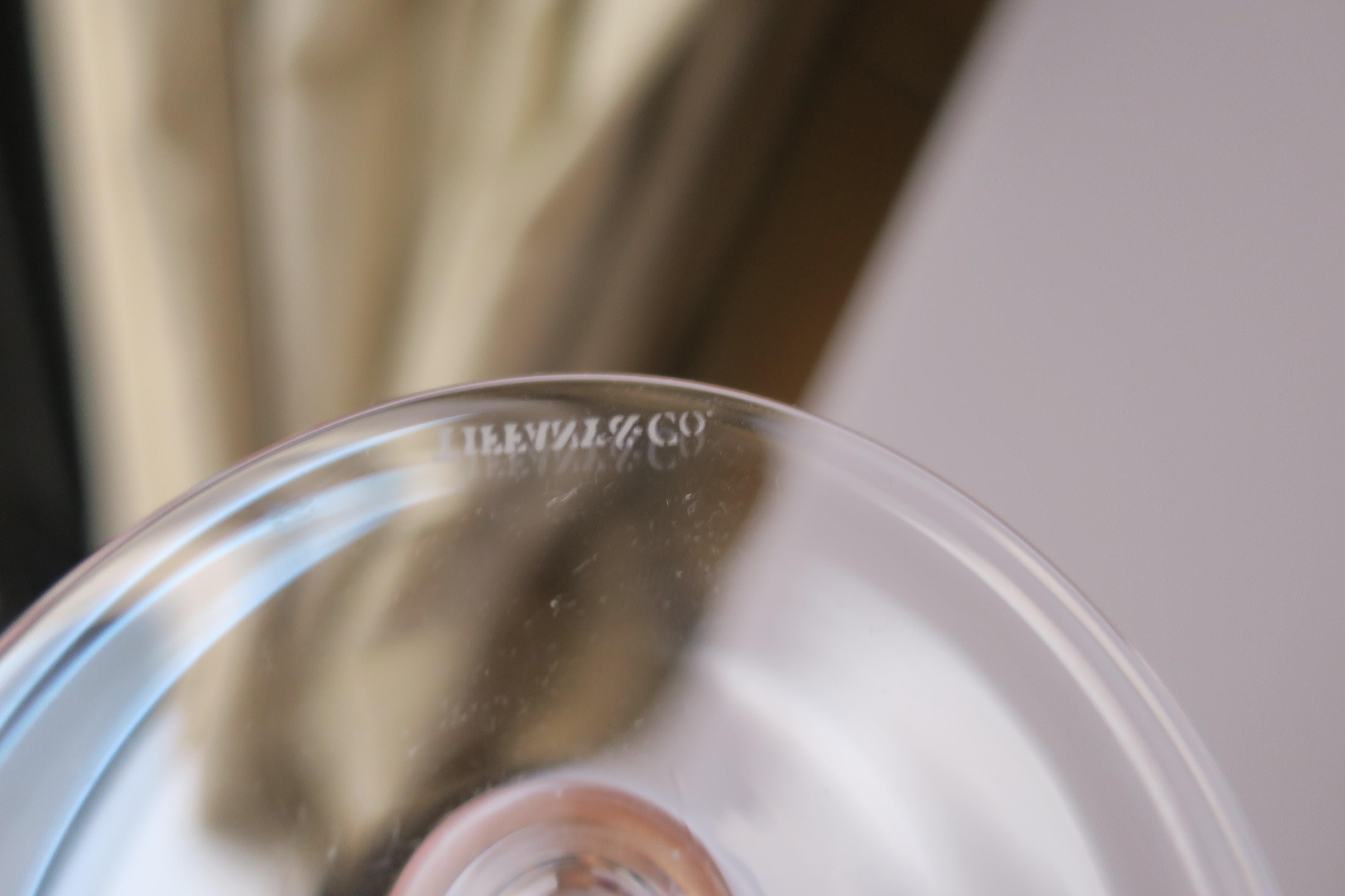 Tiffany & Co Crystal Champagne Flutes Glasses, Pair In Good Condition For Sale In New York, NY