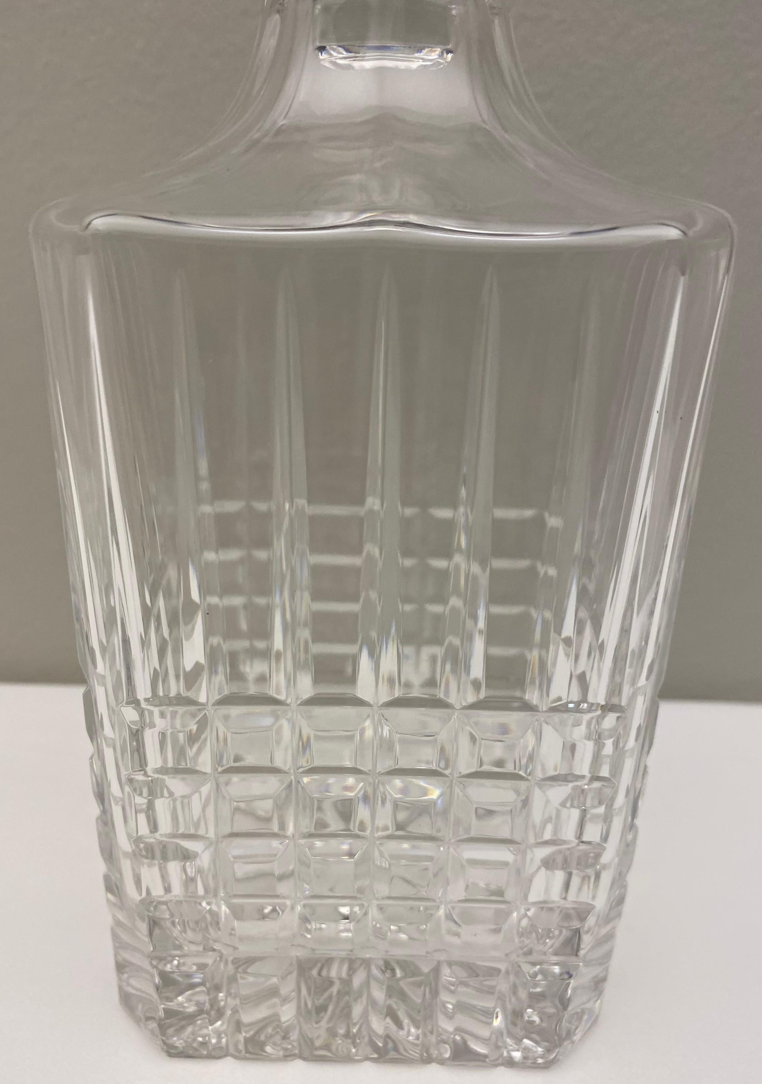 Américain Tiffany and Co. Carafe  liqueur en cristal en vente