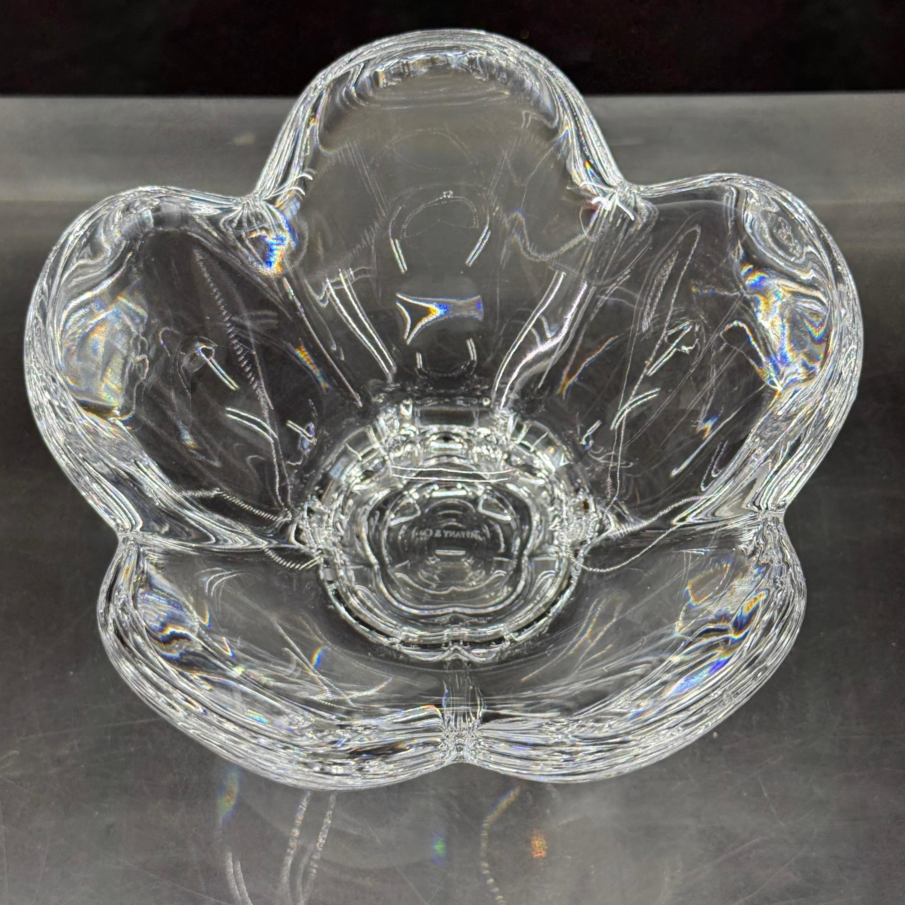 American Tiffany & Co Crystal Lotus Flower Glass Bowl