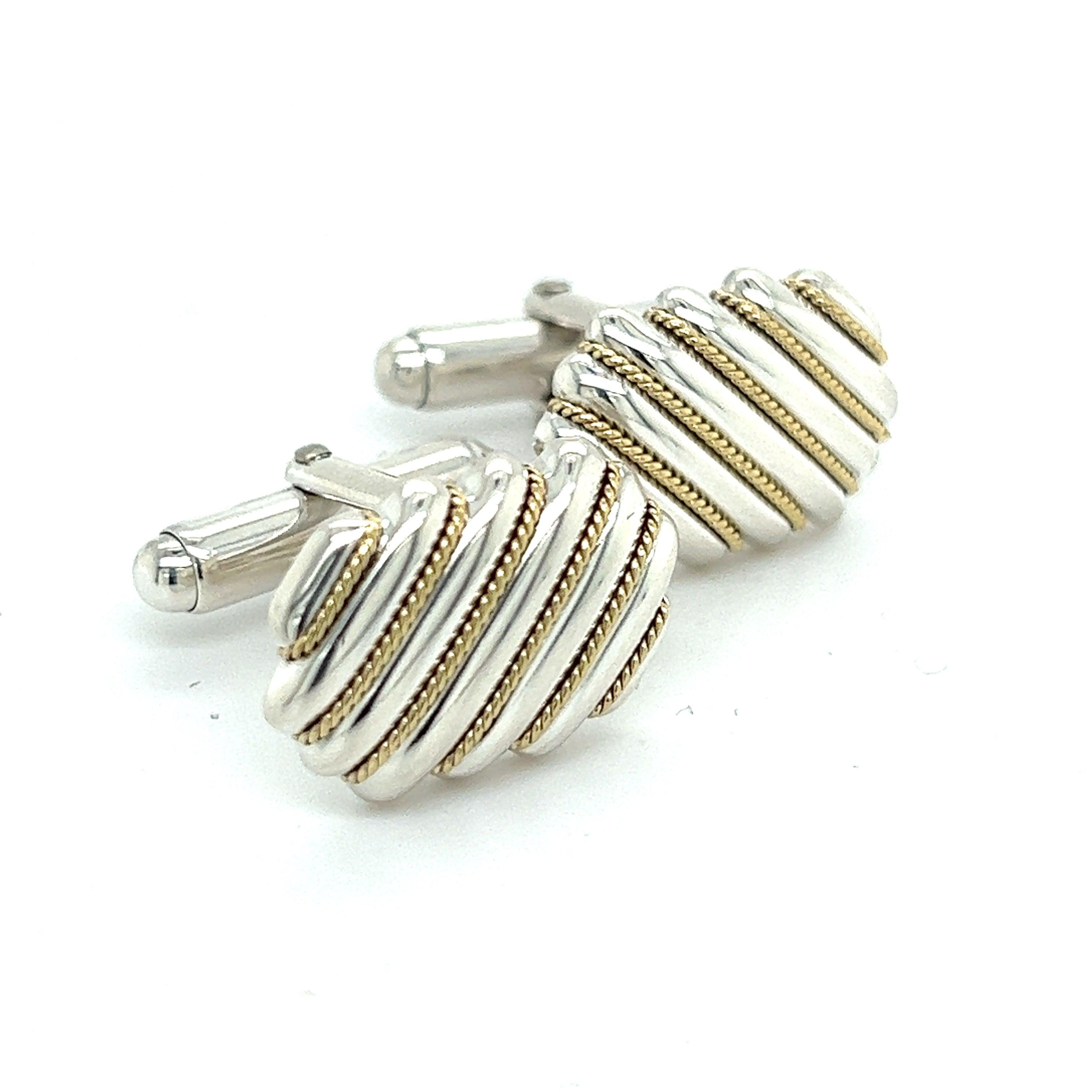 Authentic Tiffany & Co Cufflinks 18k Gold + Sterling Silver Estate TIF902

TRUSTED SELLER SINCE 2002

PLEASE SEE OUR HUNDREDS OF POSITIVE FEEDBACKS FROM OUR CLIENTS!!

FREE SHIPPING

DETAILS
Metal: Sterling Silver & 18k Yellow Gold
Weight: 13.8