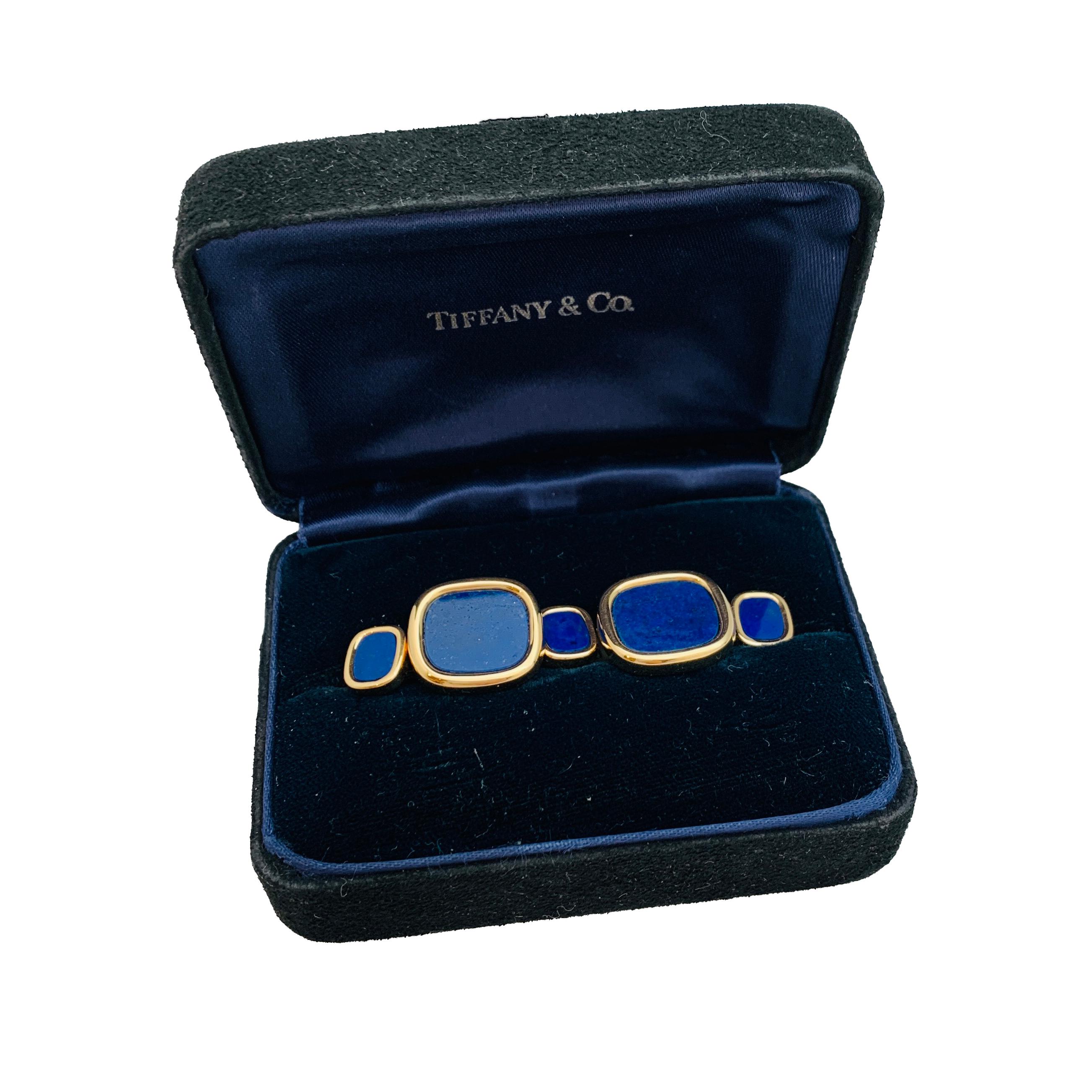 Oval Cut Tiffany & Co. Square Oval Shirt Cuffs 18k Yellow Gold Lapis Lazuli Blue, 1970s For Sale