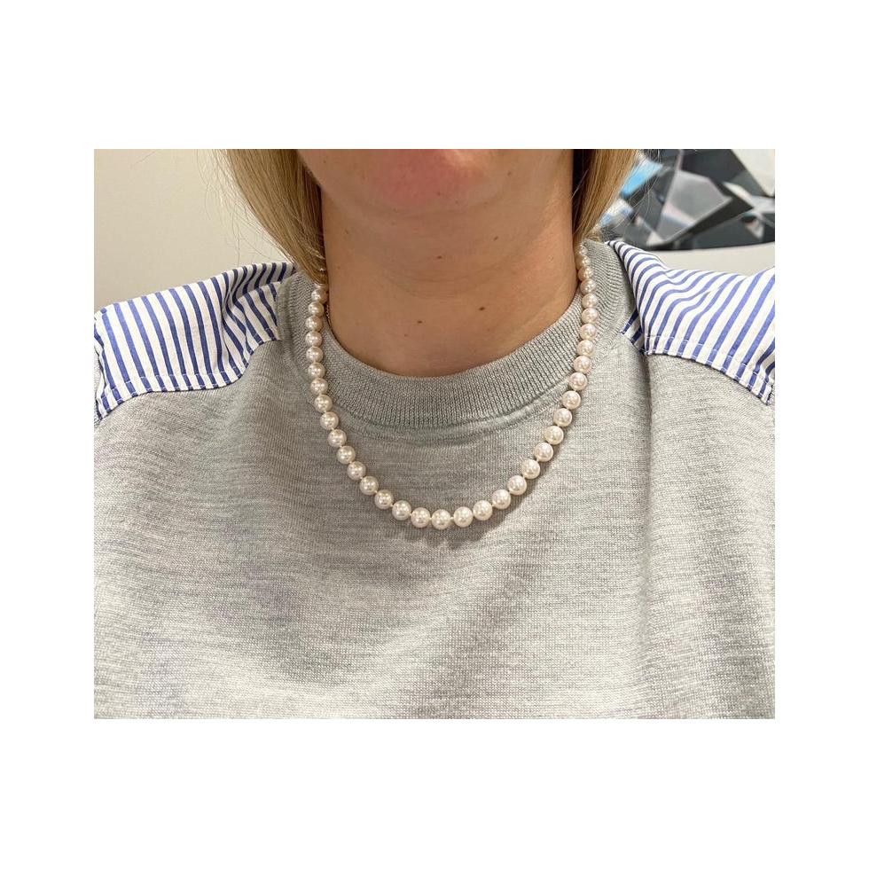 Bead Tiffany & Co. Cultured Pearl 18 Karat White Gold Necklace 