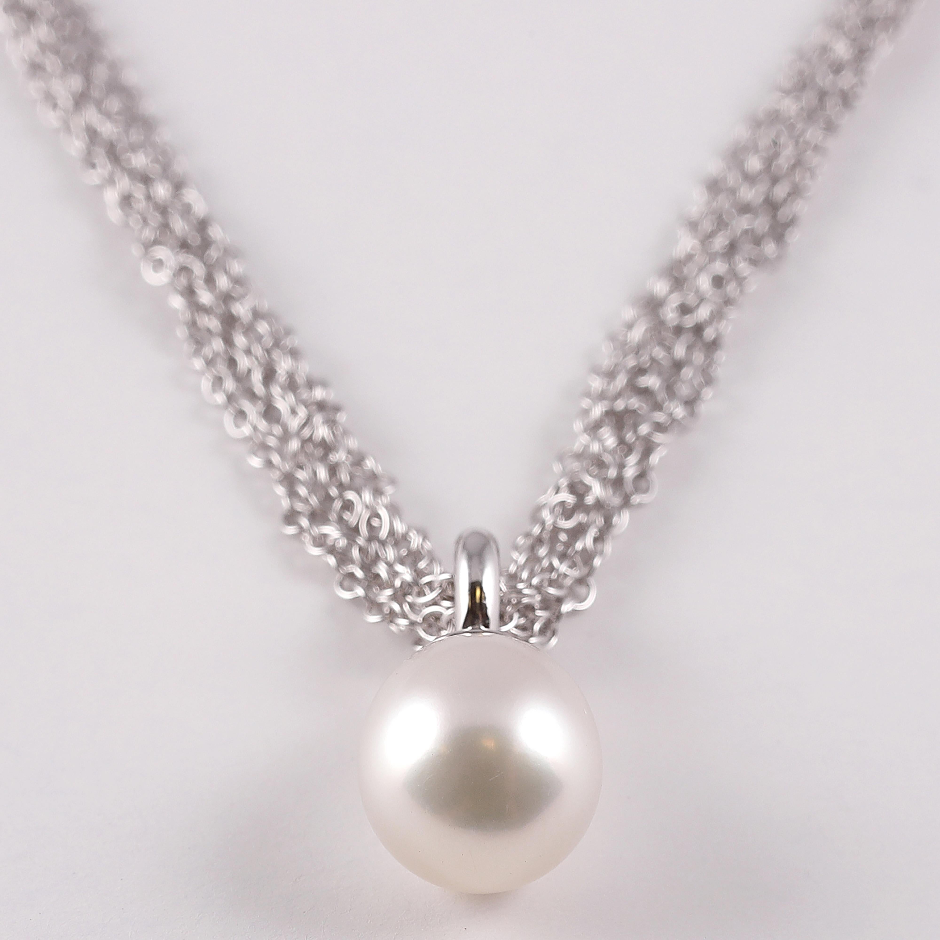 Tiffany & Co. Cultured Pearl Necklace In Good Condition For Sale In Dallas, TX