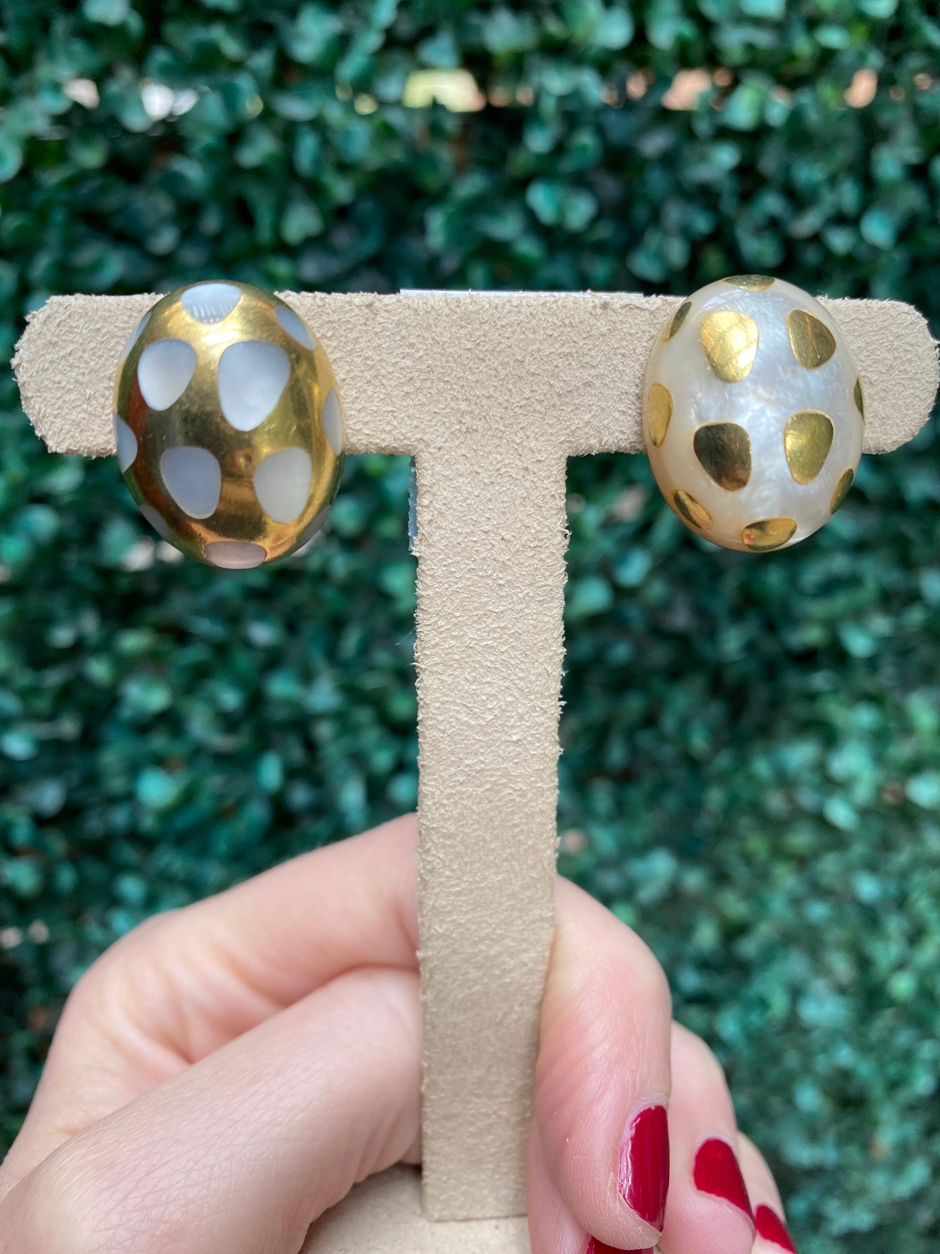 Tiffany & Co. Cummings Mother of Pearl & Gold Positive Negative Design Earrings For Sale 8