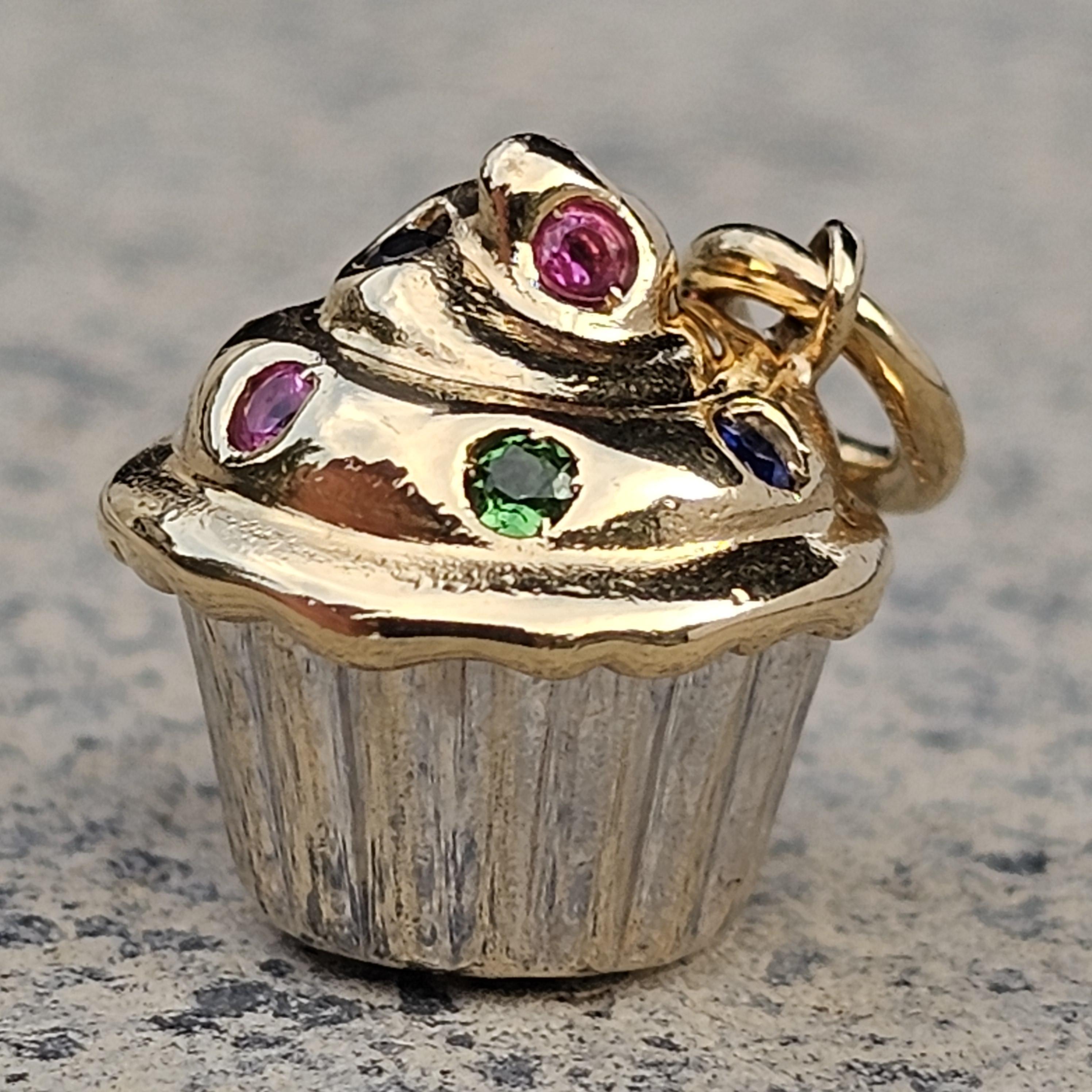 Tiffany & Co. Cupcake Charme 18k Gelb Weißgold Edelstein Sprinkles 5,2g Selten im Angebot 1