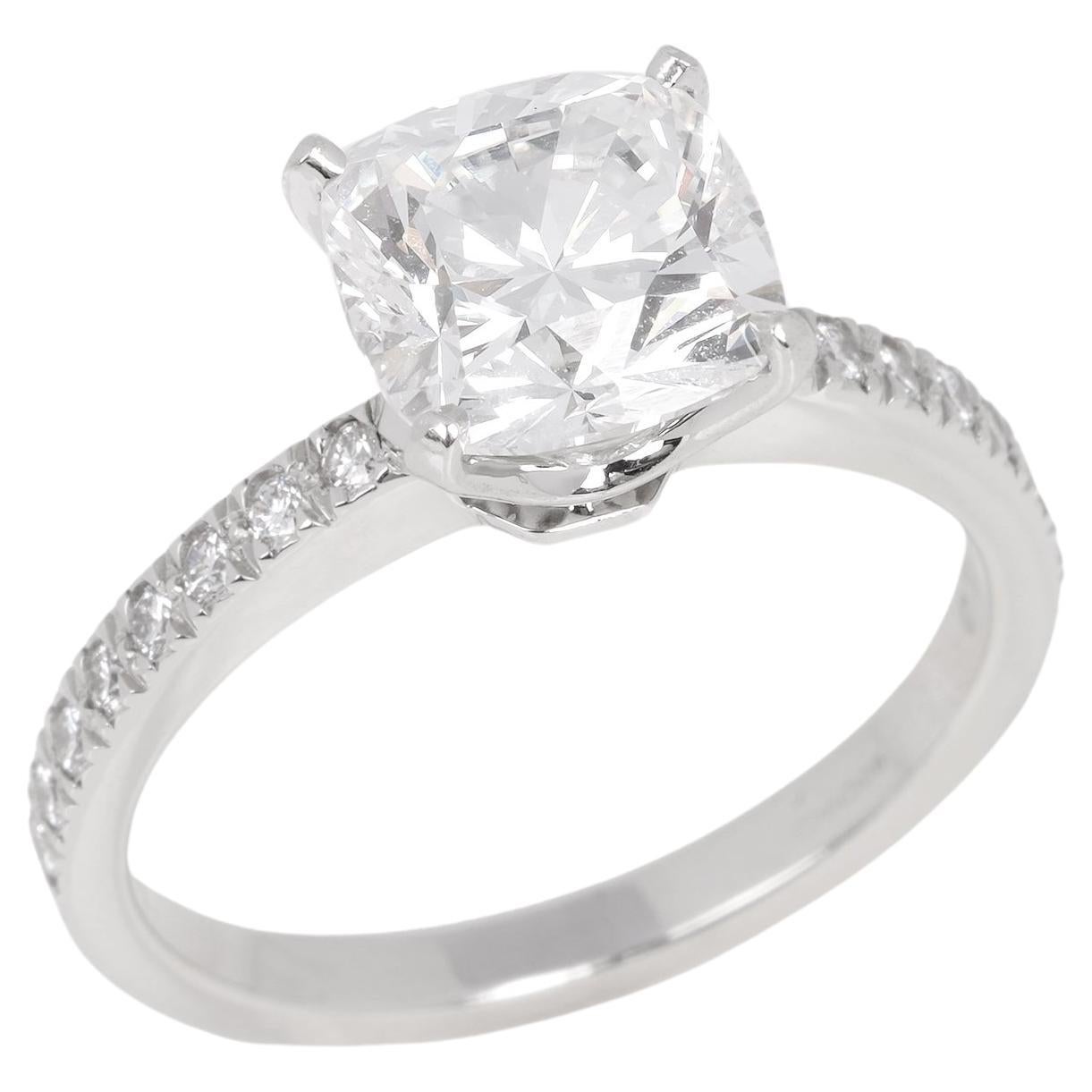 Tiffany & Co. Bague en platine avec diamant taille coussin 2.04ct en vente