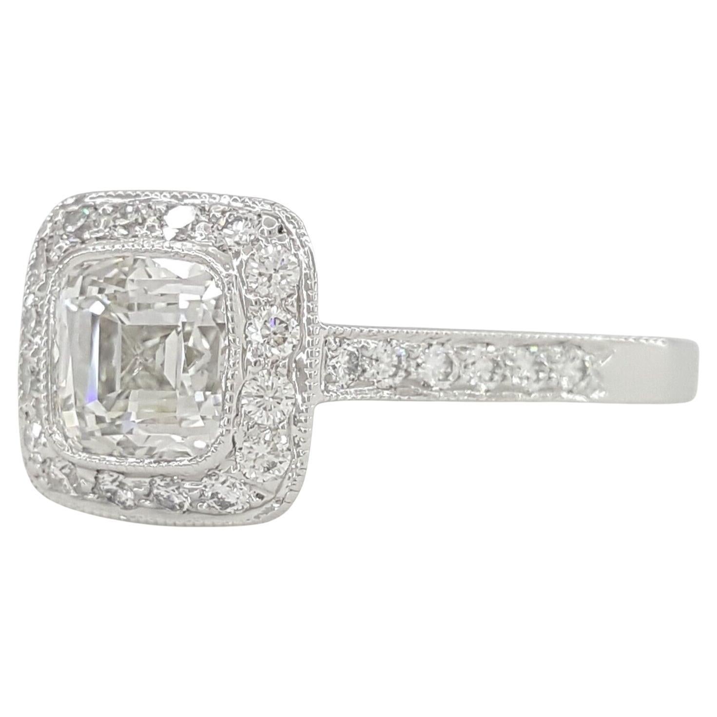 da uomo o donna Tiffany & Co. Anello di fidanzamento con Brilliante Modificato a Cuscino in vendita