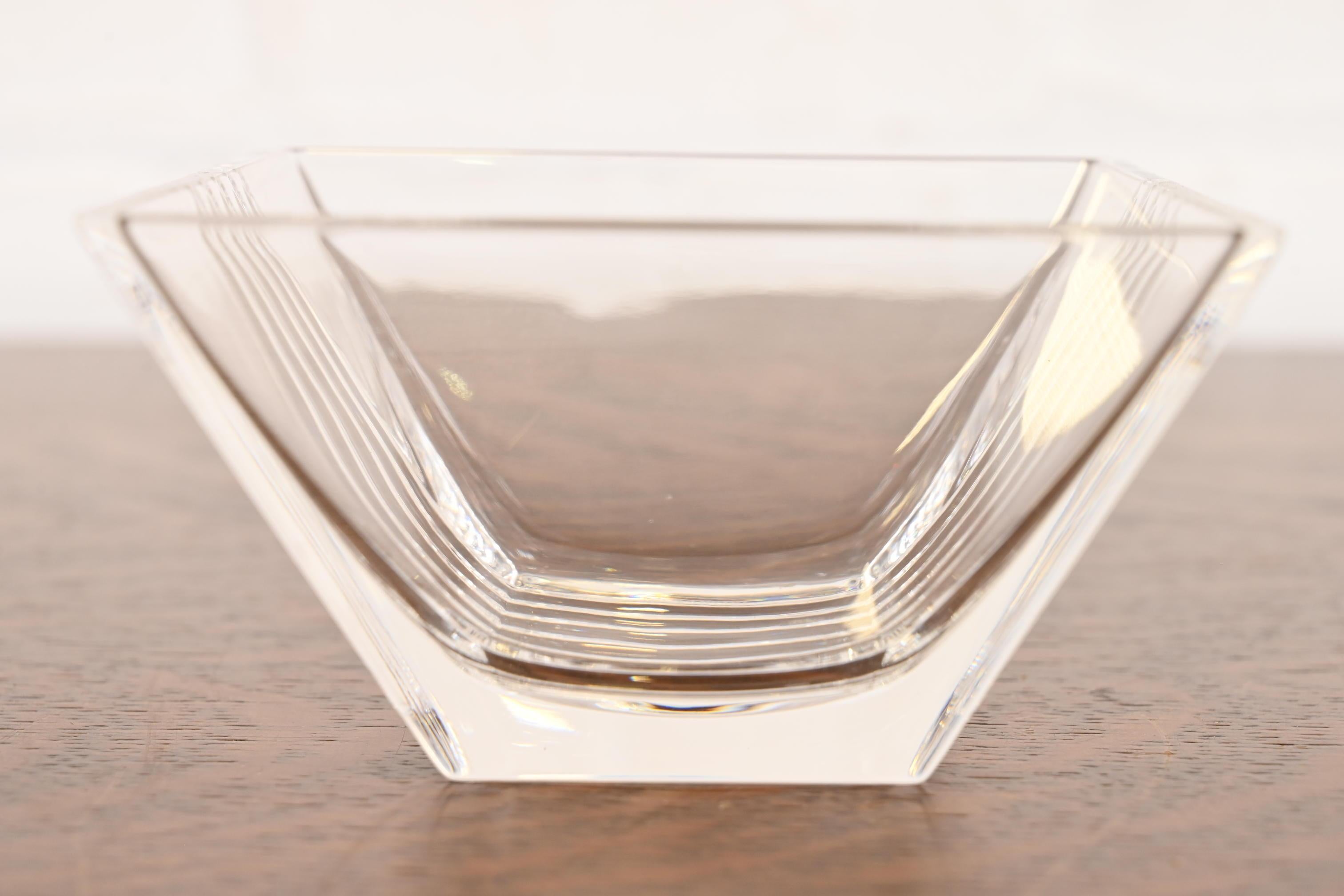 Tiffany & Co. Bols à collation en cristal taillé, paire en vente 2