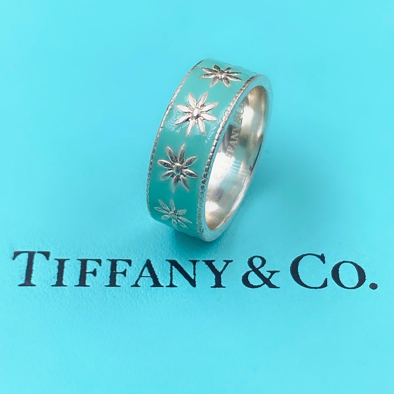 Tiffany and Co. Daisy Flower Blue Enamel Sterling Silver Ring at