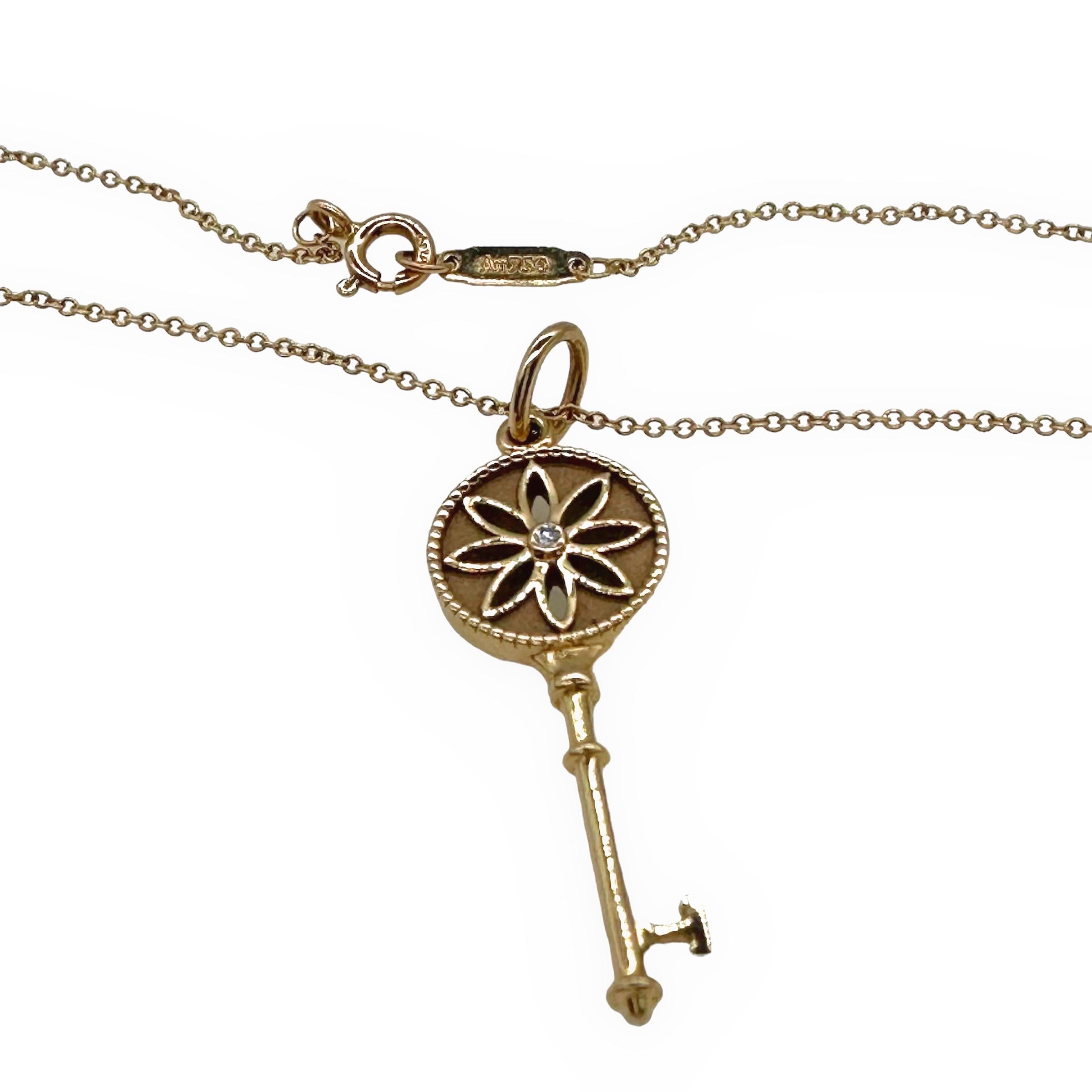Tiffany & Co. Daisy Key Diamond Pendant Necklace 18kt Rose Gold For Sale 3