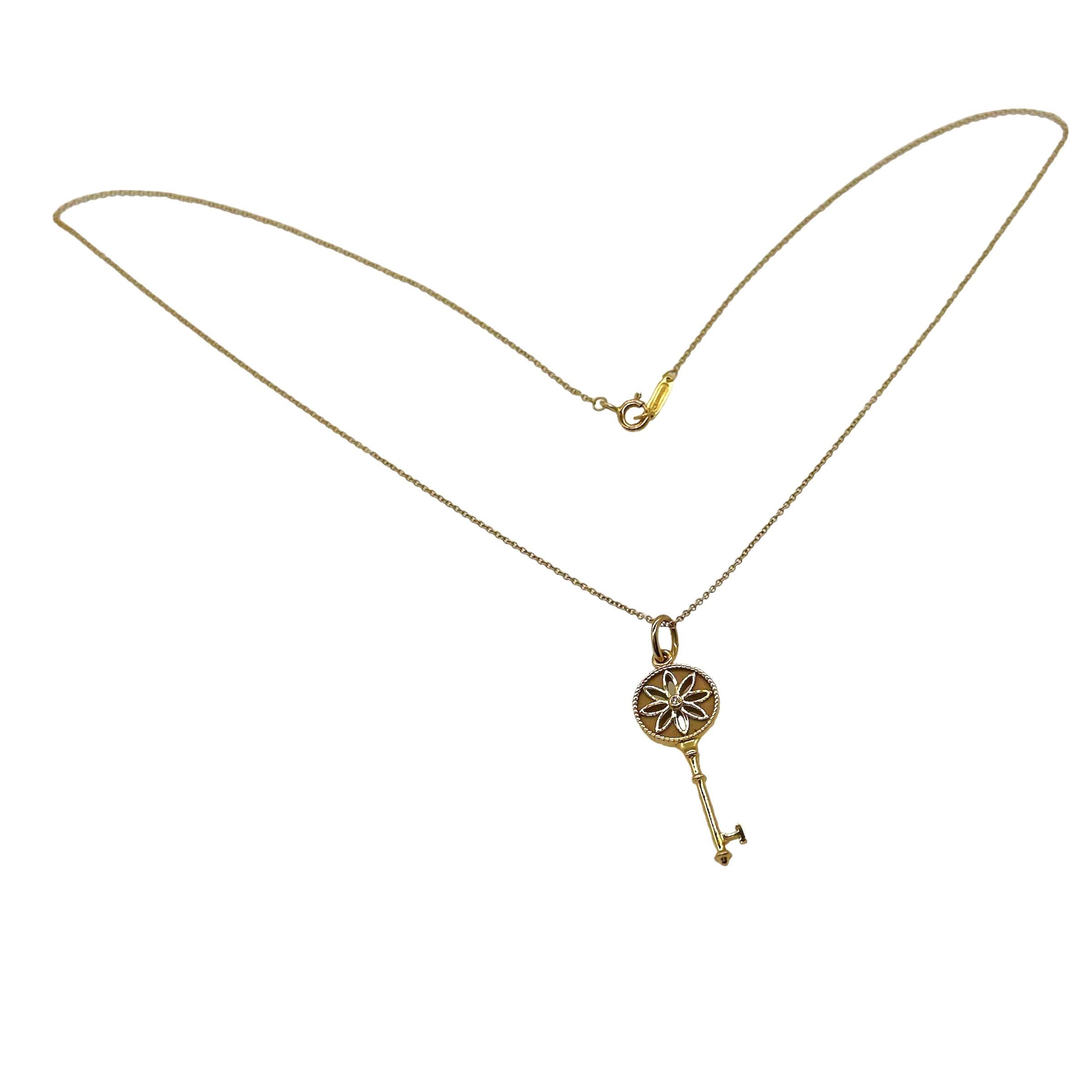 Tiffany & Co. Daisy Key Diamond Pendant Necklace 18kt Rose Gold For Sale 5