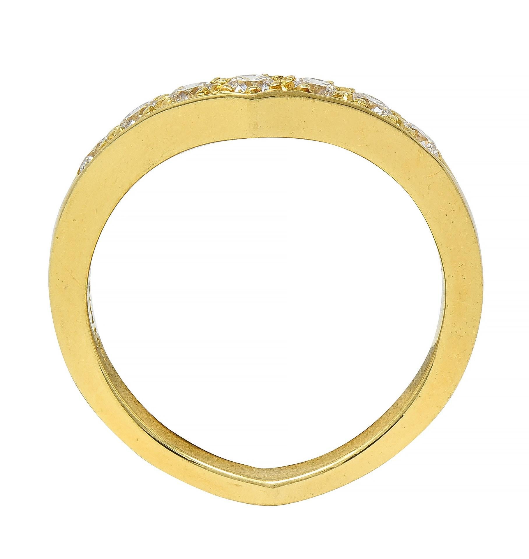 Tiffany & Co. Bague en or jaune 18 carats avec diamant et chevron en forme de V en vente 2