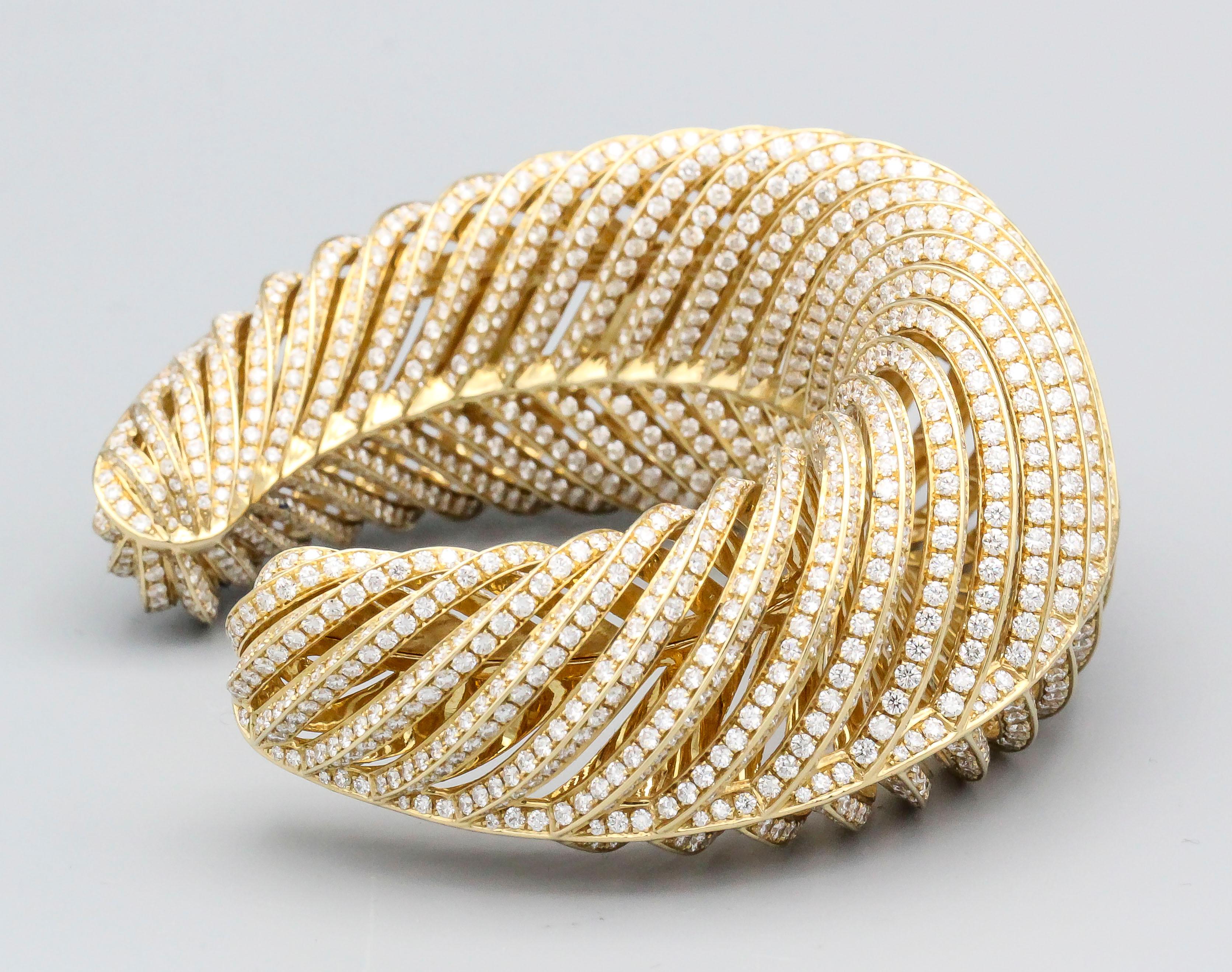 Brilliant Cut Tiffany & Co. Diamond 18k Gold Feather-Like Cuff Bracelet For Sale