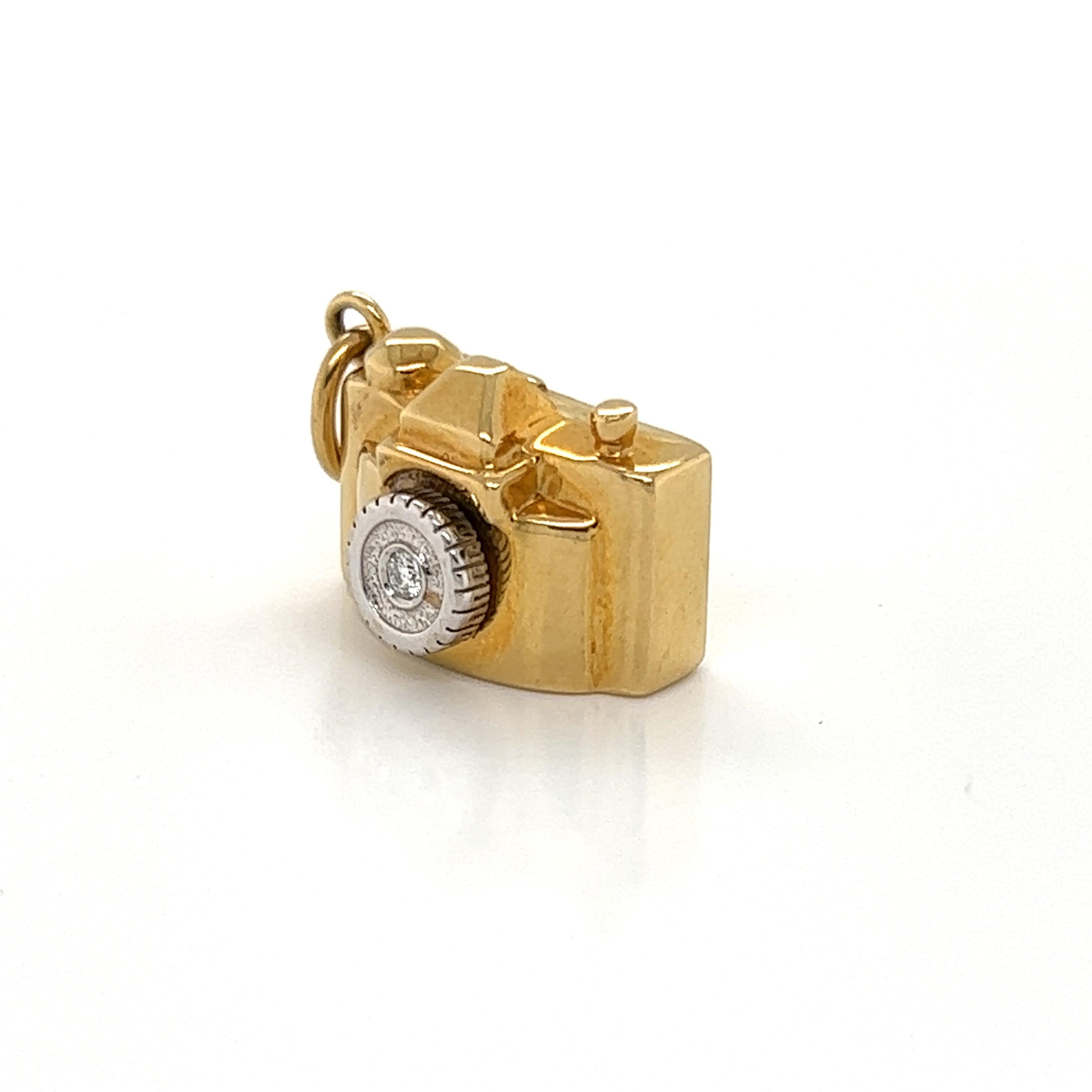 Tiffany & Co. Diamant 18k Zwei-Ton-Gold-Kamera-Charme-Anhänger (Moderne)