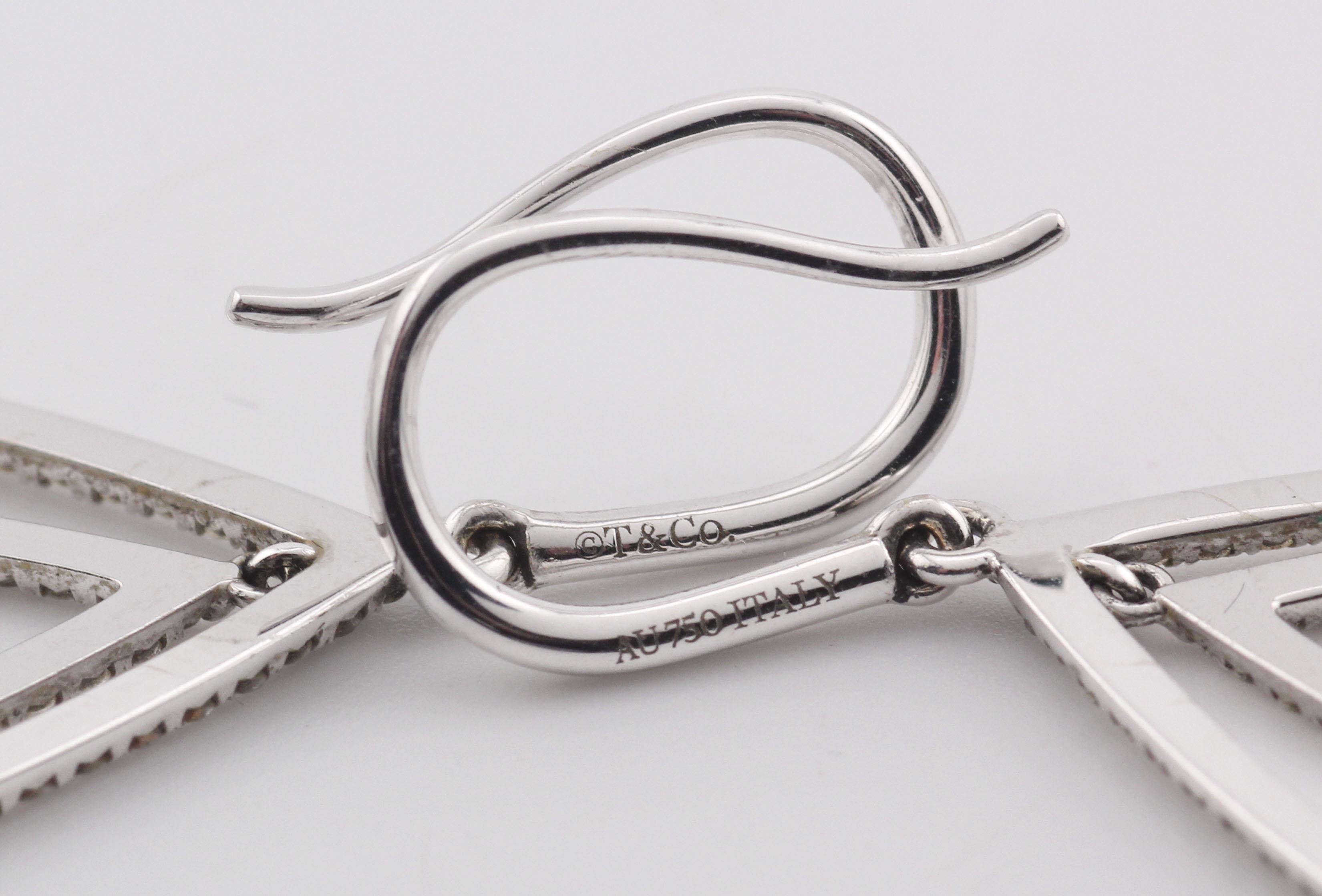 Tiffany & Co. Boucles d'oreilles double goutte en or blanc 18K avec diamants en vente 3