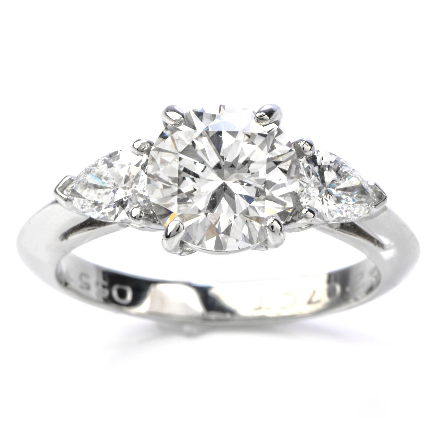 Tiffany & Co. Diamant 2,07 Karat F VS 1Platin Verlobungsring mit drei Steinen Damen