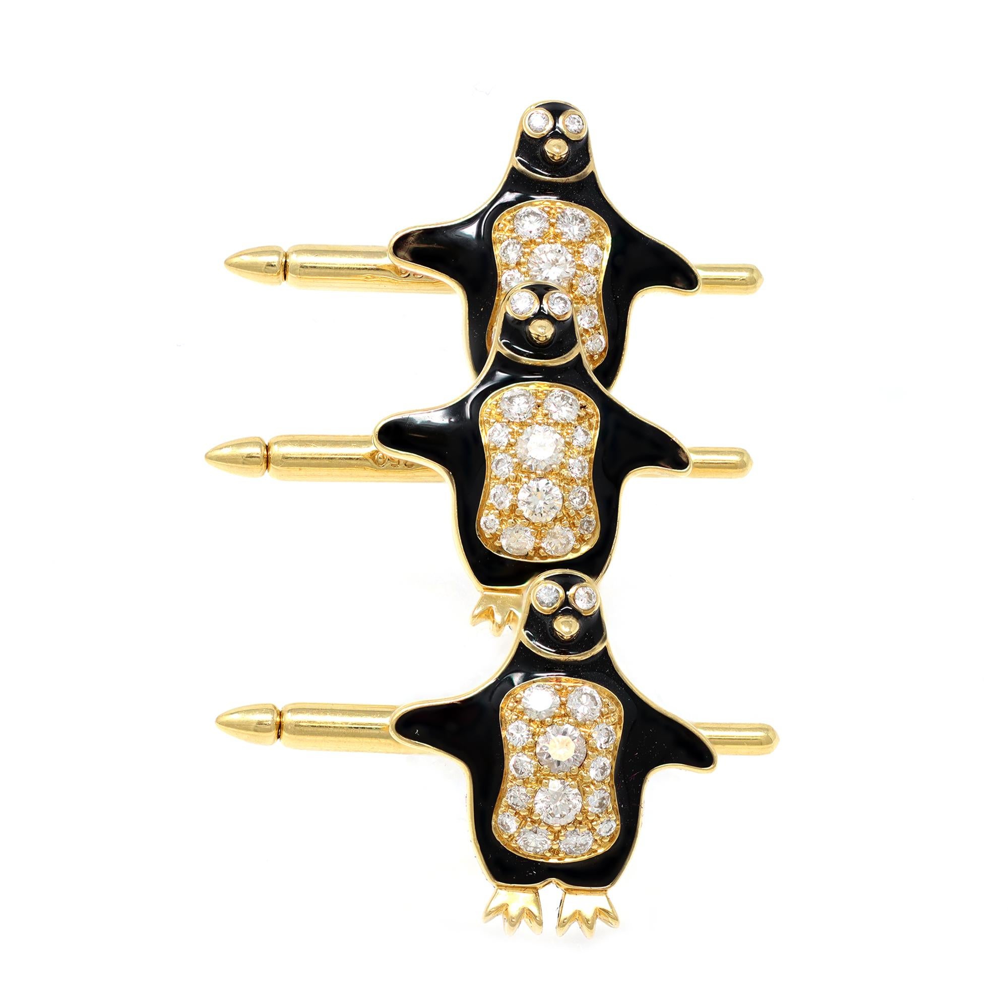 Tiffany & Co. Diamond and Enamel Penguin Cufflink and Studs Set in 18 Karat Gold In Excellent Condition In Miami, FL