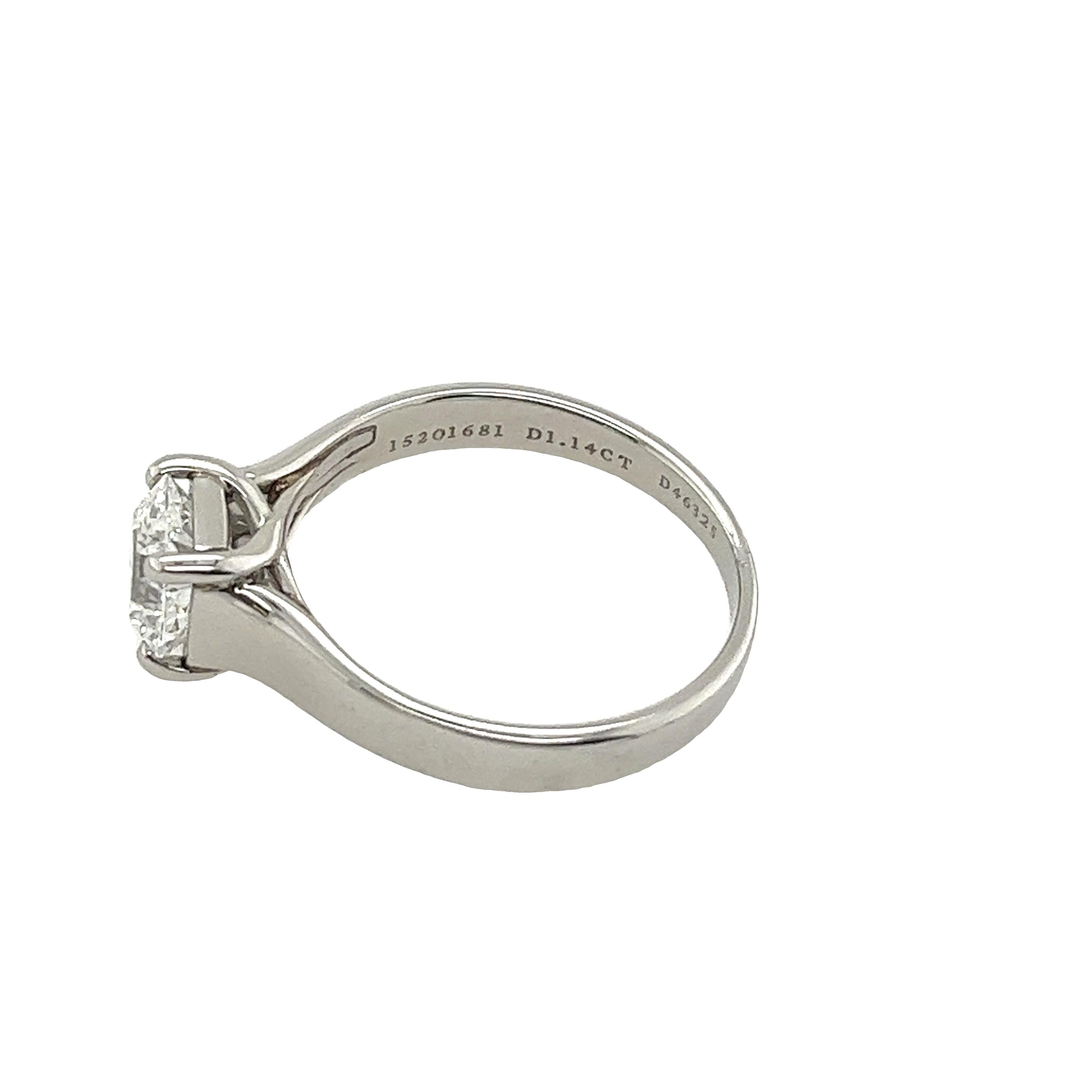 Square Cut Tiffany & Co. Diamond and Platinum classic solitaire Engagement Ring 1.14ctE/VS1 For Sale