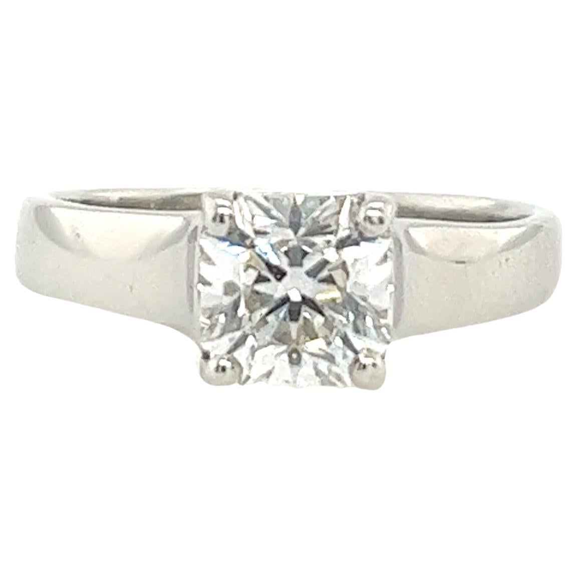 Tiffany & Co. Diamond and Platinum classic solitaire Engagement Ring 1.14ctE/VS1 For Sale