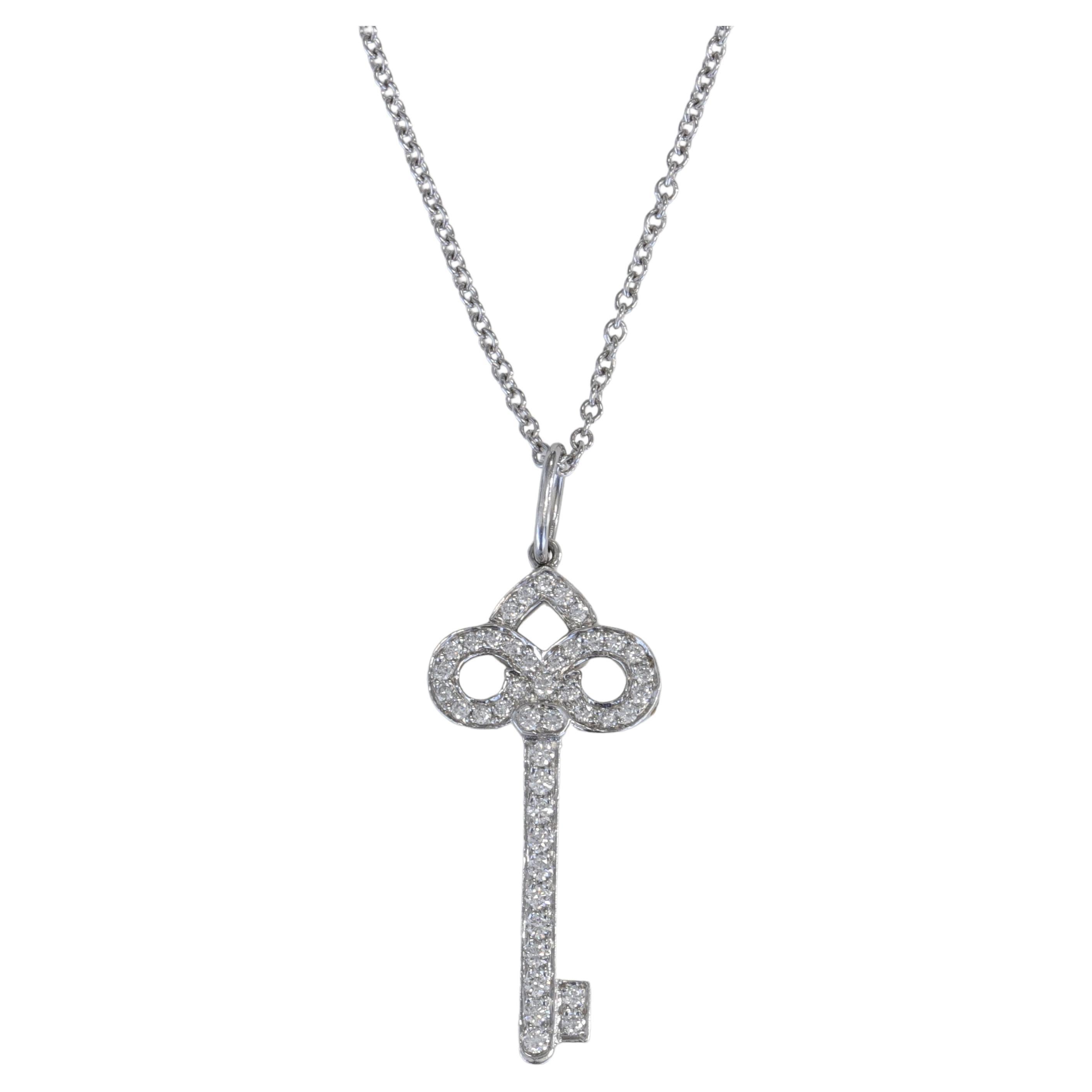 Louis Vuitton 18k White Gold Diamond Lock and Keys Pendant Necklace at  1stDibs