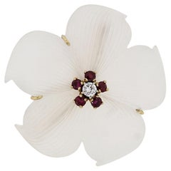 Tiffany & Co. Alfiler Broche Floral Diamante y Rubí 14 Quilates En Stock
