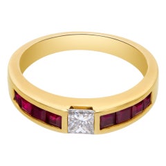 Tiffany 
Co. Diamond and Ruby Ring in 18k Yellow Gold with Center Princess Cut